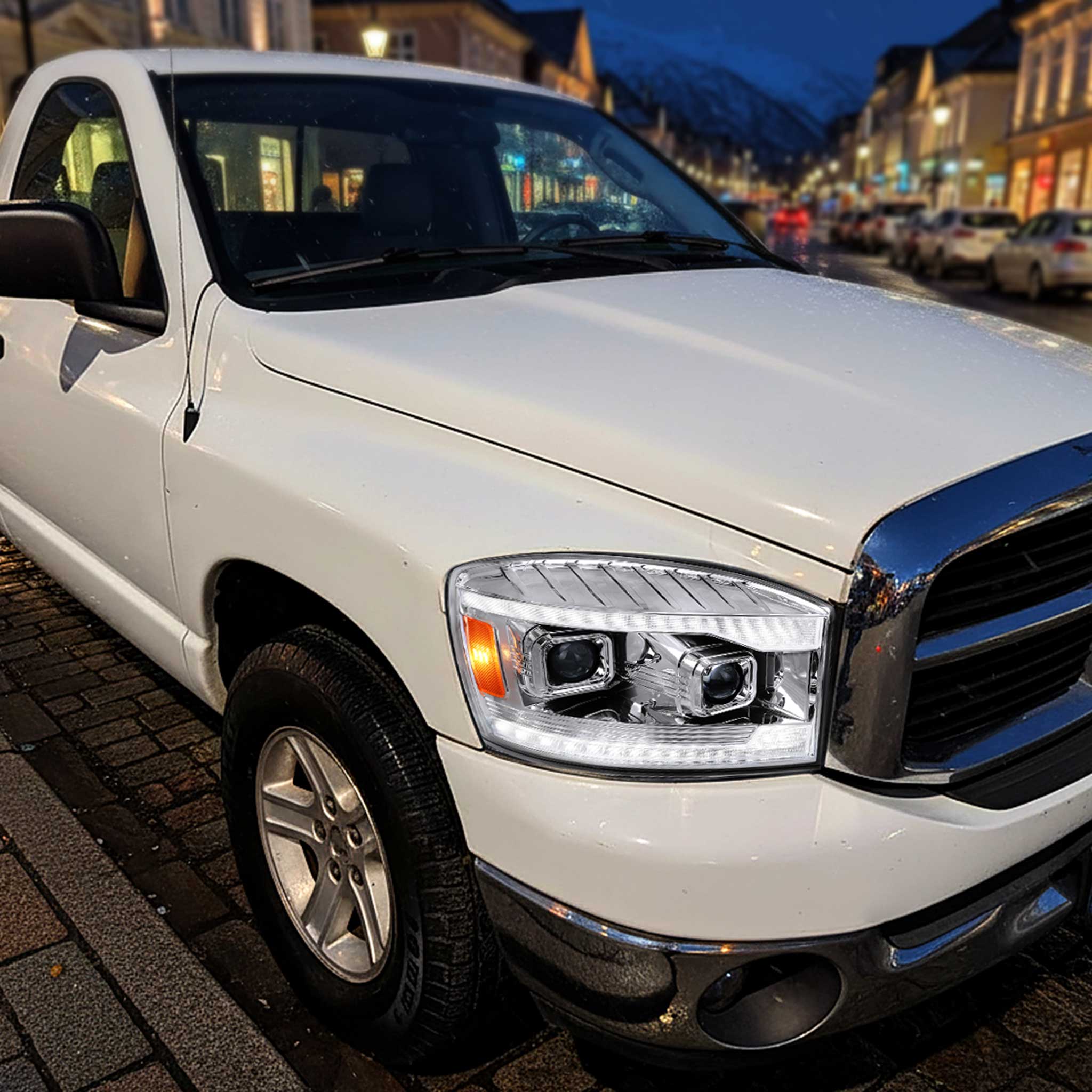 For Dodge RAM 1500 2006-08 / RAM 2500 3500 2006-09 Headlights Switchback LED Strips Turn Signals DRL Chrome Housing Lens