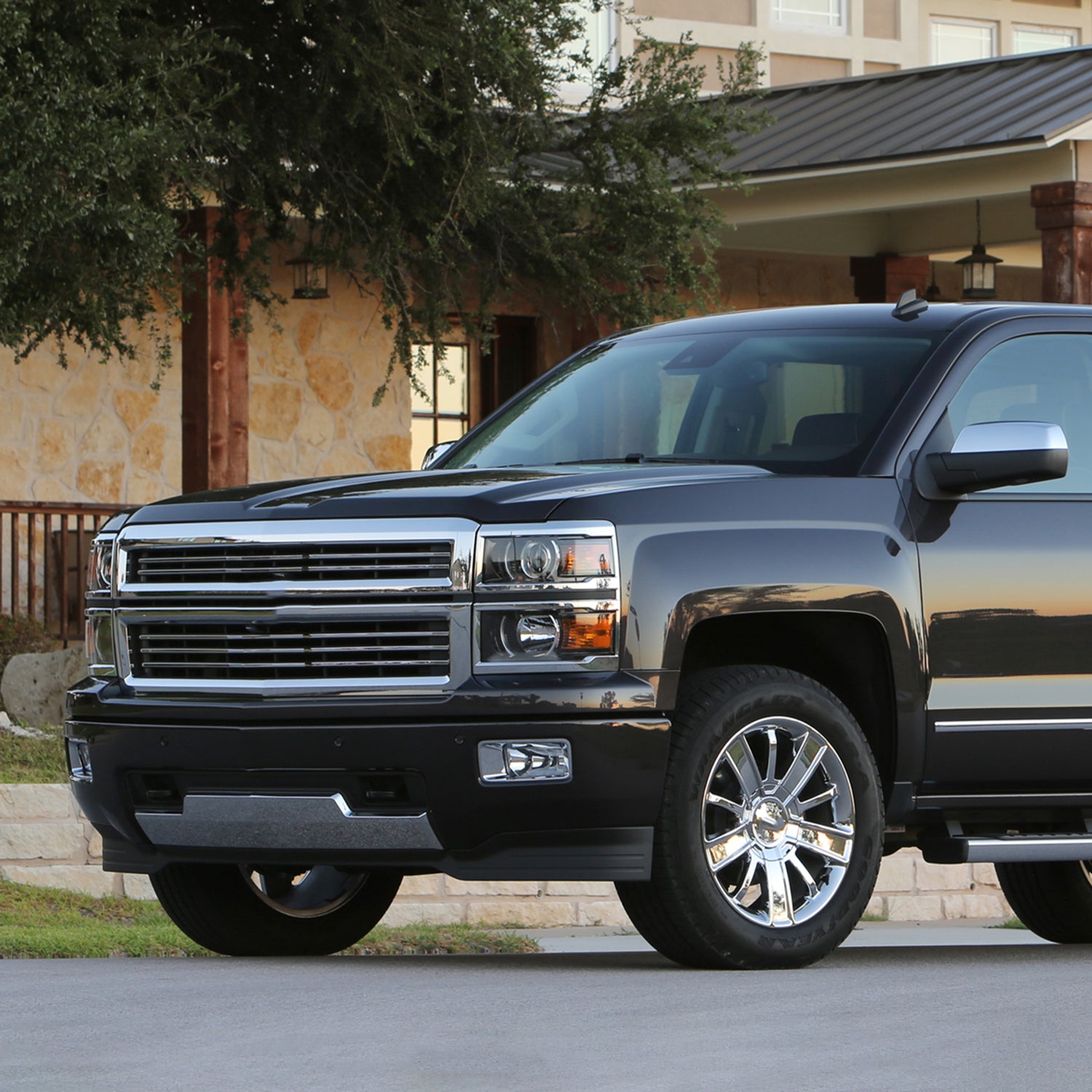 2014-2017 Chevy Silverado 1500 Projector Headlights Matt Black/Chrome Trim