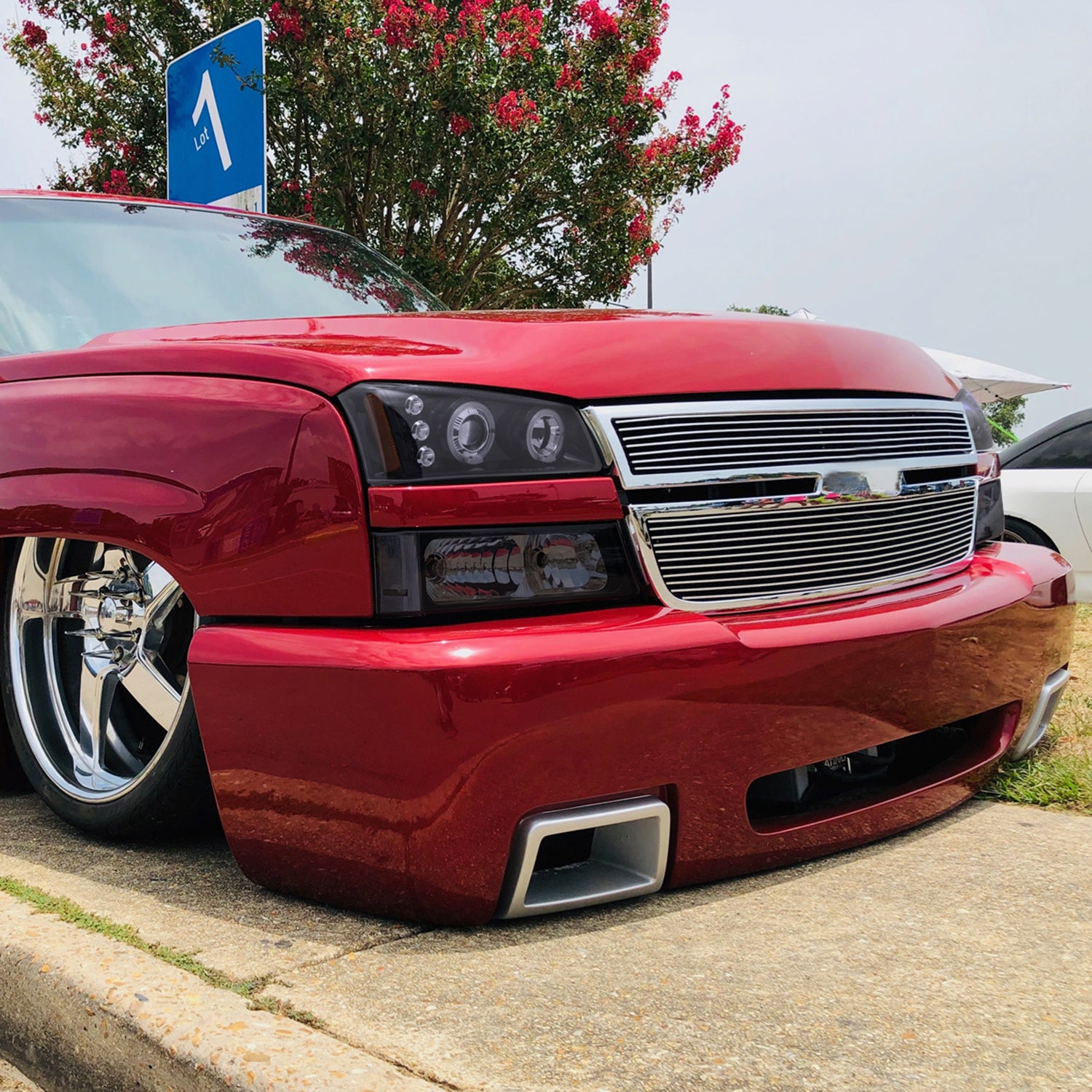 2002-2006 Chevy Avalanche/03-2007 Silverado Dual Halo Projector Headlights Smoke