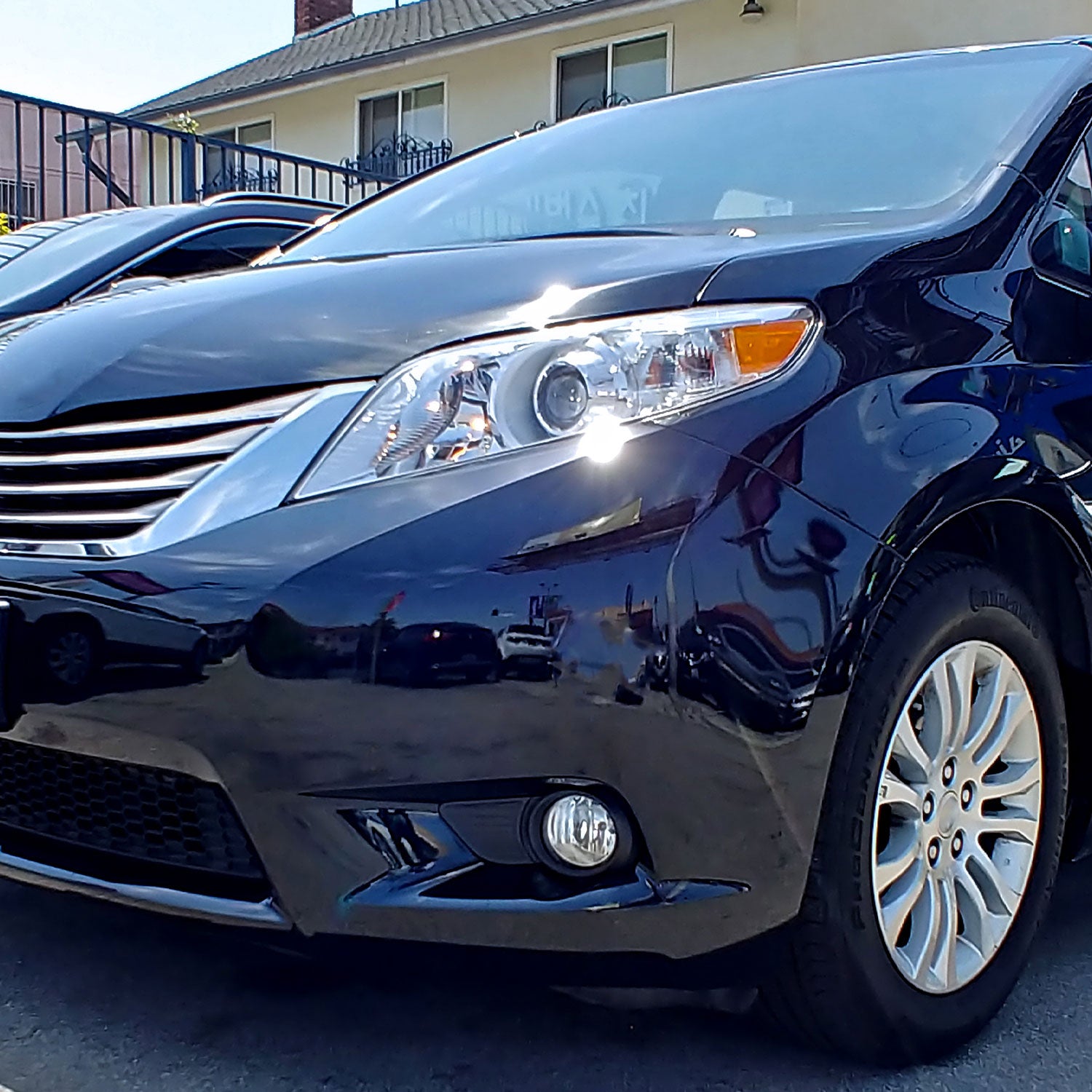 2011-2017 Toyota Sienna H11 Fog Lights Kit Chrome Housing/Clear Lens