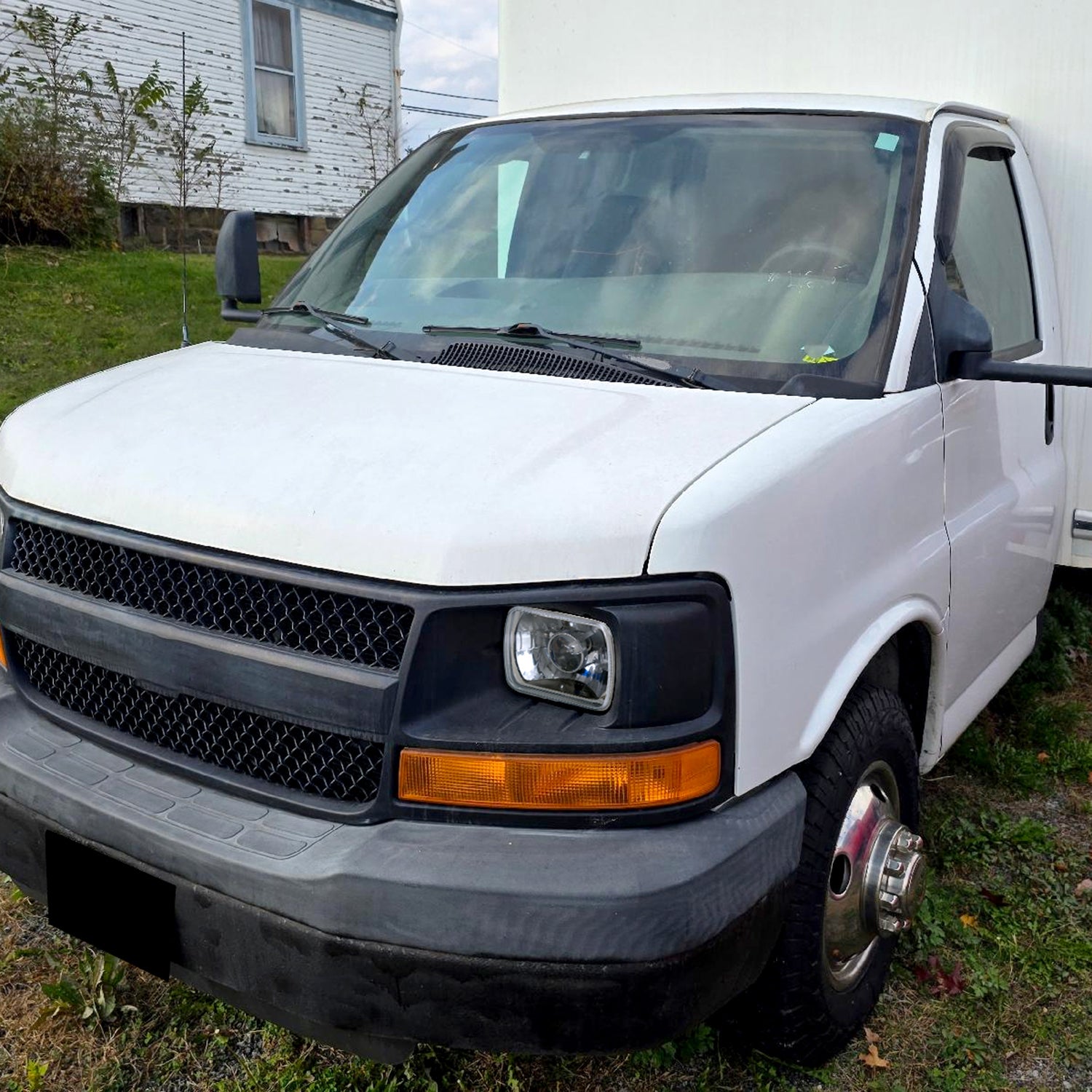 Universal 7"x6" H4 Projector Headlights Chrome Housing/Clear Lens