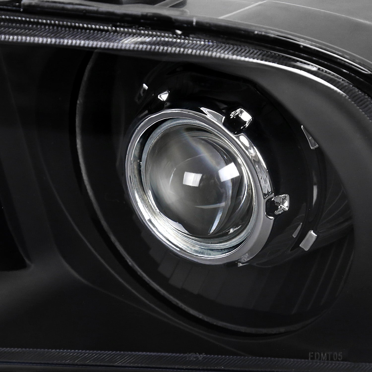 2005-2009 Ford Mustang H1 Projector Headlights Matte Black/Clear Lens