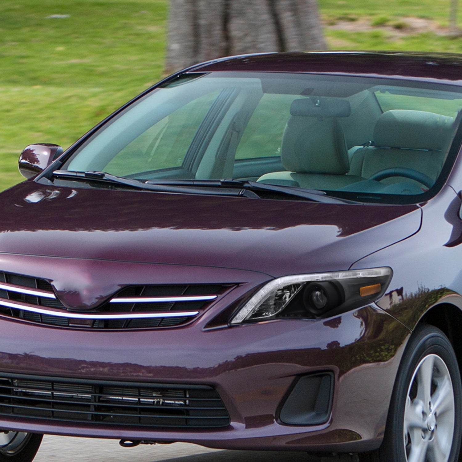 2011-2013 Toyota Corolla Projector Headlights LED Light Strip Matt Black/Clear