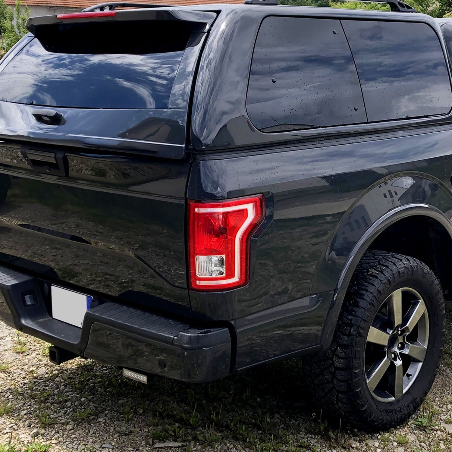 2015-2017 Ford F-150 Factory Passenger/Right Replacement Tail Light Chrome/Red