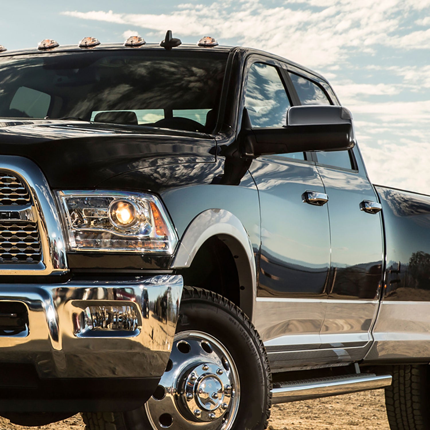 2013-2017 Dodge RAM 1500/2500/3500 Auto-Fold Heated & Manual Towing Mirrors