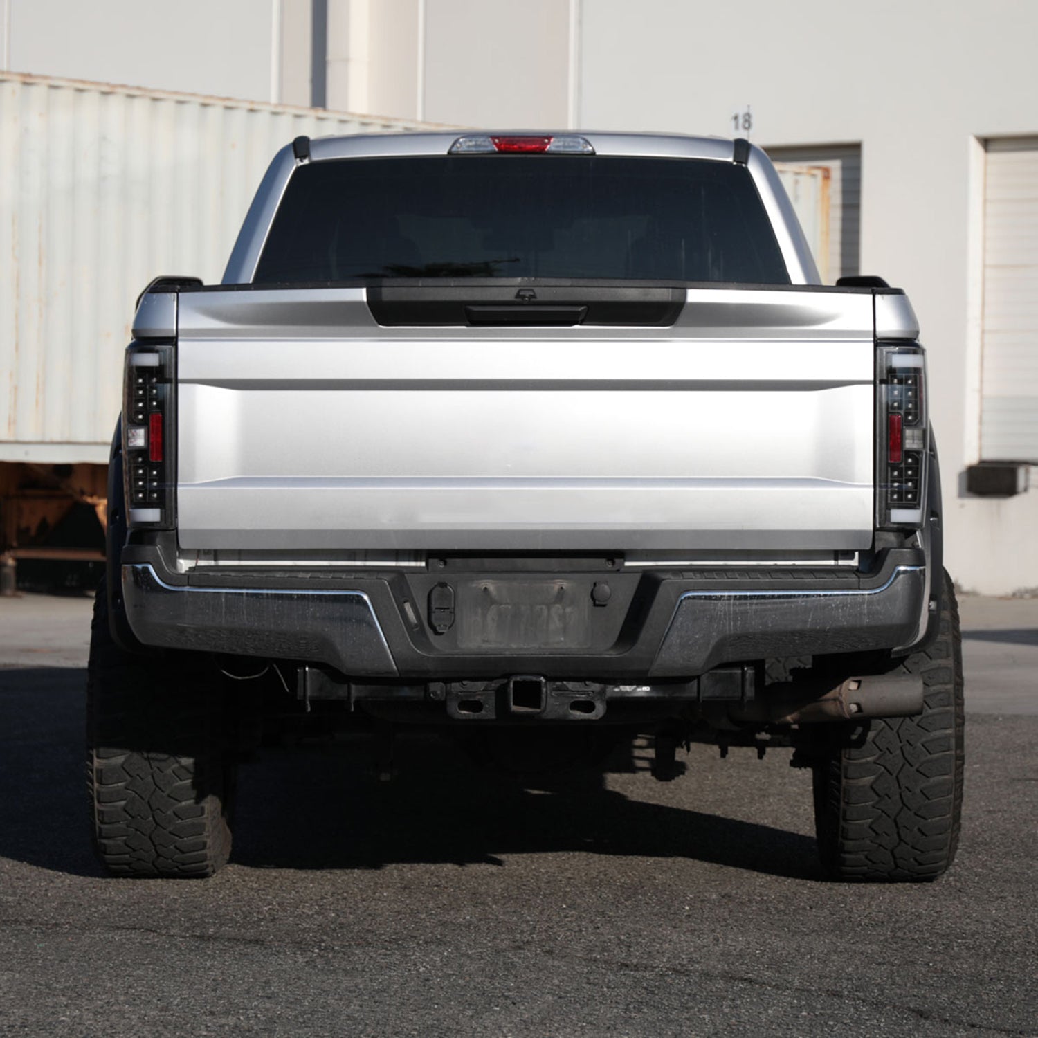 2017-2019 Ford F-250/350/450/550 White LED Bar Tail Lights Matt Black/Clear
