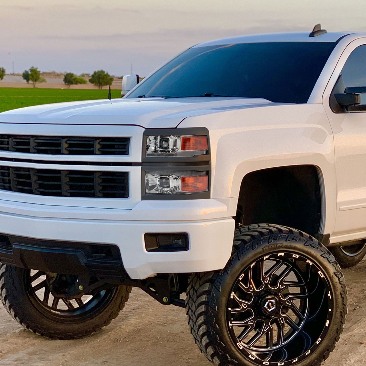 2014-2015 Chevy Silverado 1500 LED Bar Projector Headlights Chrome/Black Trim