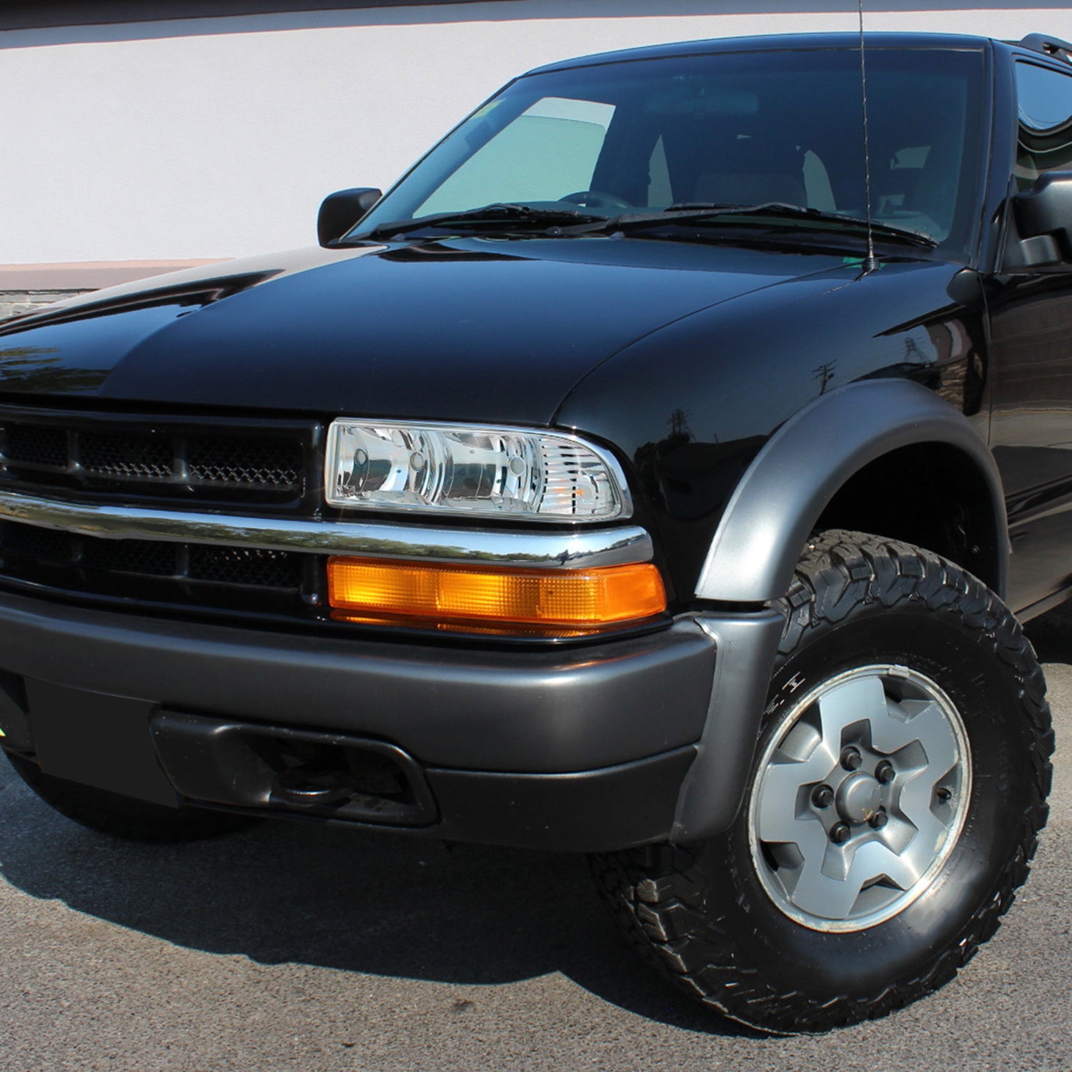 1998-2004 Chevy S10/Blazer Factory Style Headlights Chrome/Clear Lens