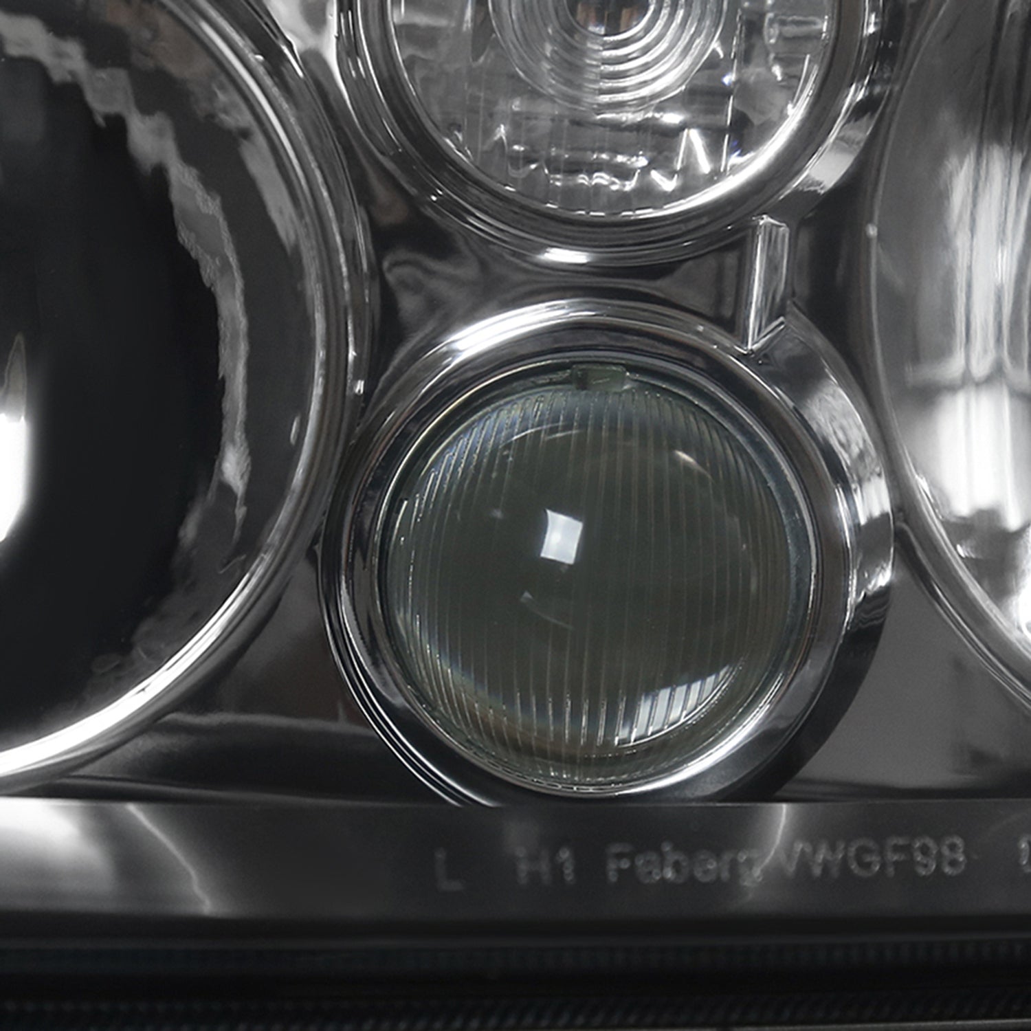 1999-2006 VW Golf Mk4 GTI/R32 Cabrio Factory Style Headlights Matt Black/Clear