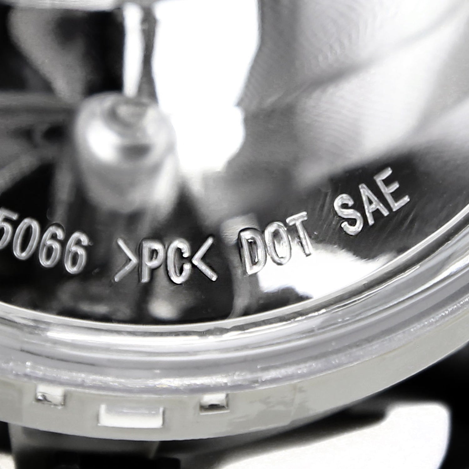 2018-2019 Toyota Yaris H16 Fog Lights Kit Chrome Housing/Clear Lens