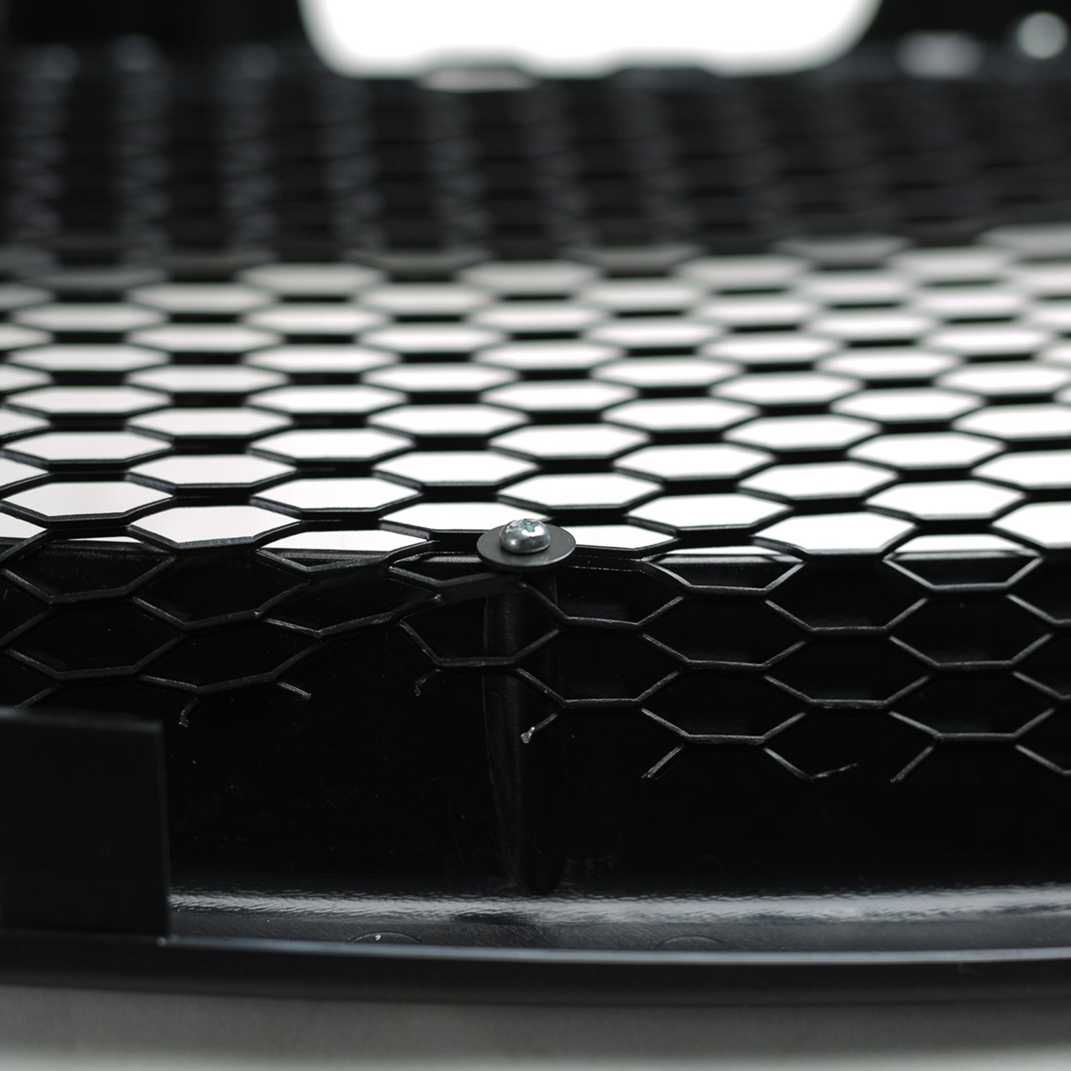 2005-2006 Nissan Altima Matte Black ABS Mesh Grille