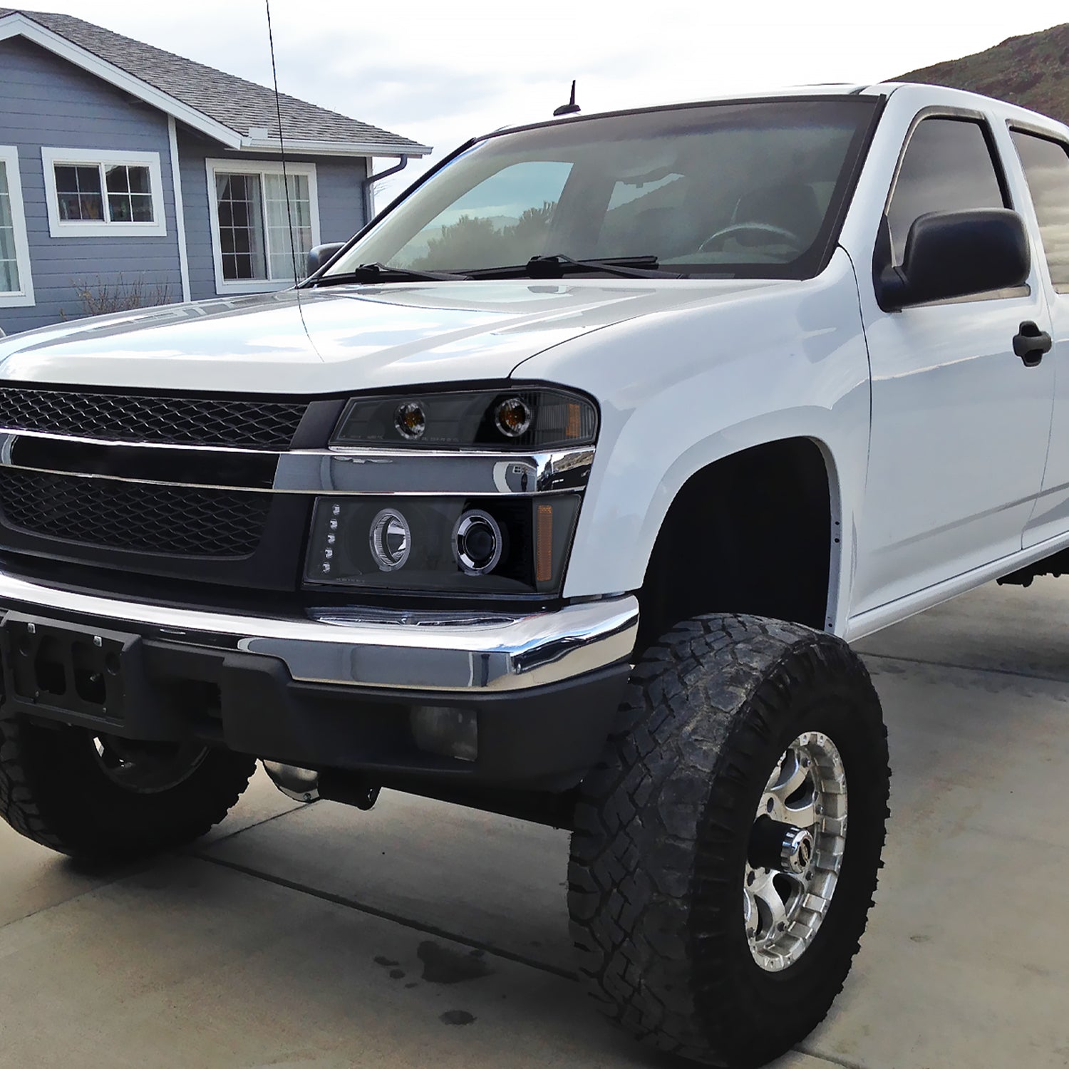 2004-2012 Chevy Colorado / GMC Canyon Corner Lights Glossy Black/Smoke Lens