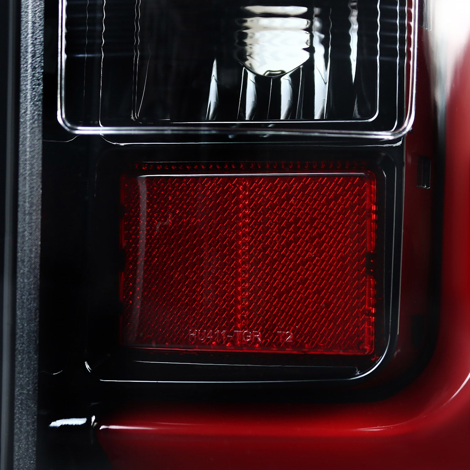 2014-2018 GMC Sierra 1500/2500HD/3500HD LED Tail Lights Jet Black/Clear Lens