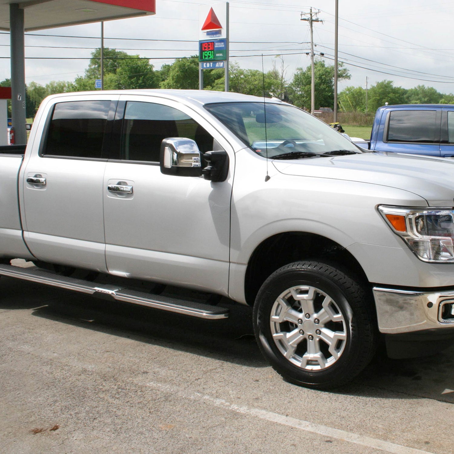 2016-2022 Nissan Titan BSM Memory Fuction & Manually Chrome Towing Mirrors