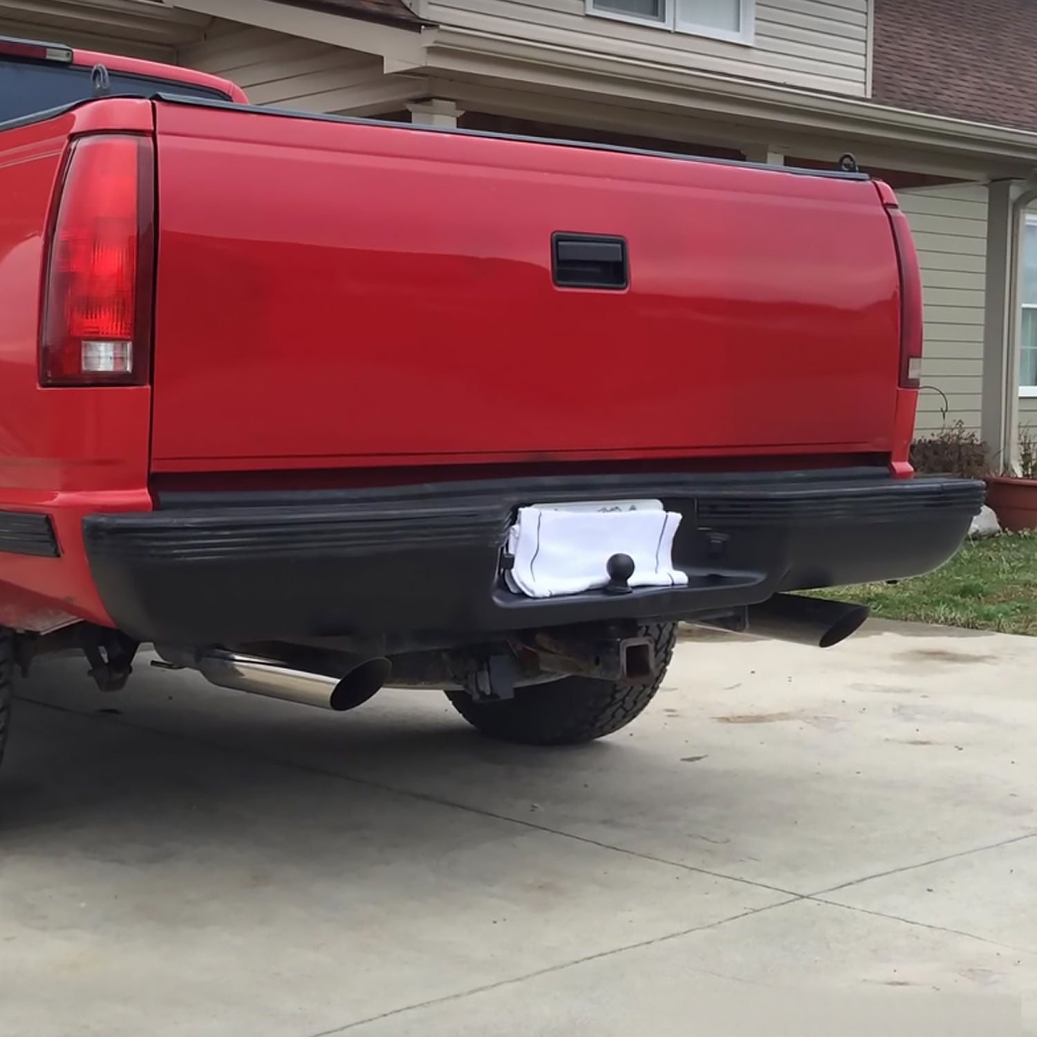 1988-2000 Chevy GMC 1500/2500/3500 Black Steel Replacement Rear Step Bumper