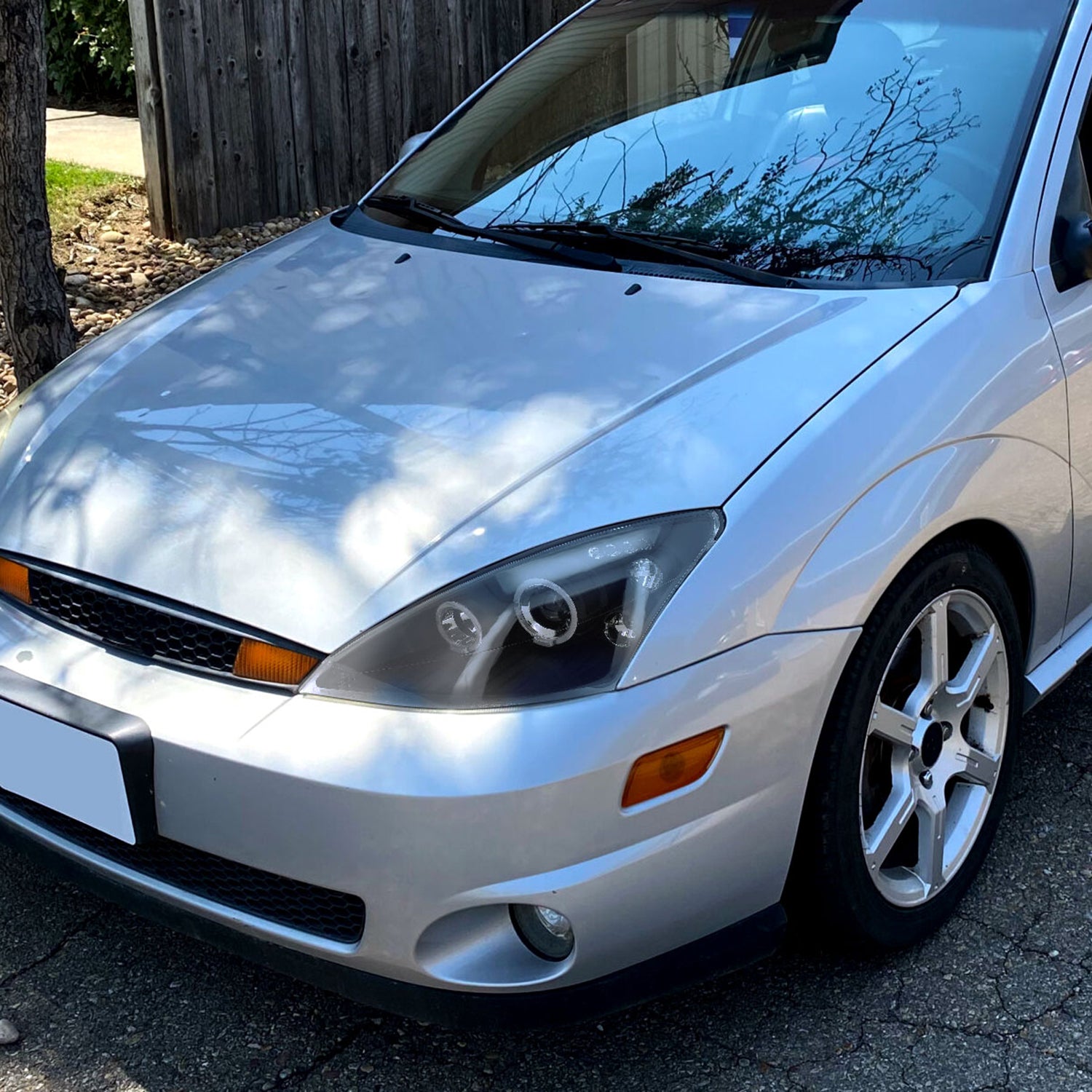 2000-2004 Ford Focus Dual Halo Projector Headlights Matte Black/Clear Lens