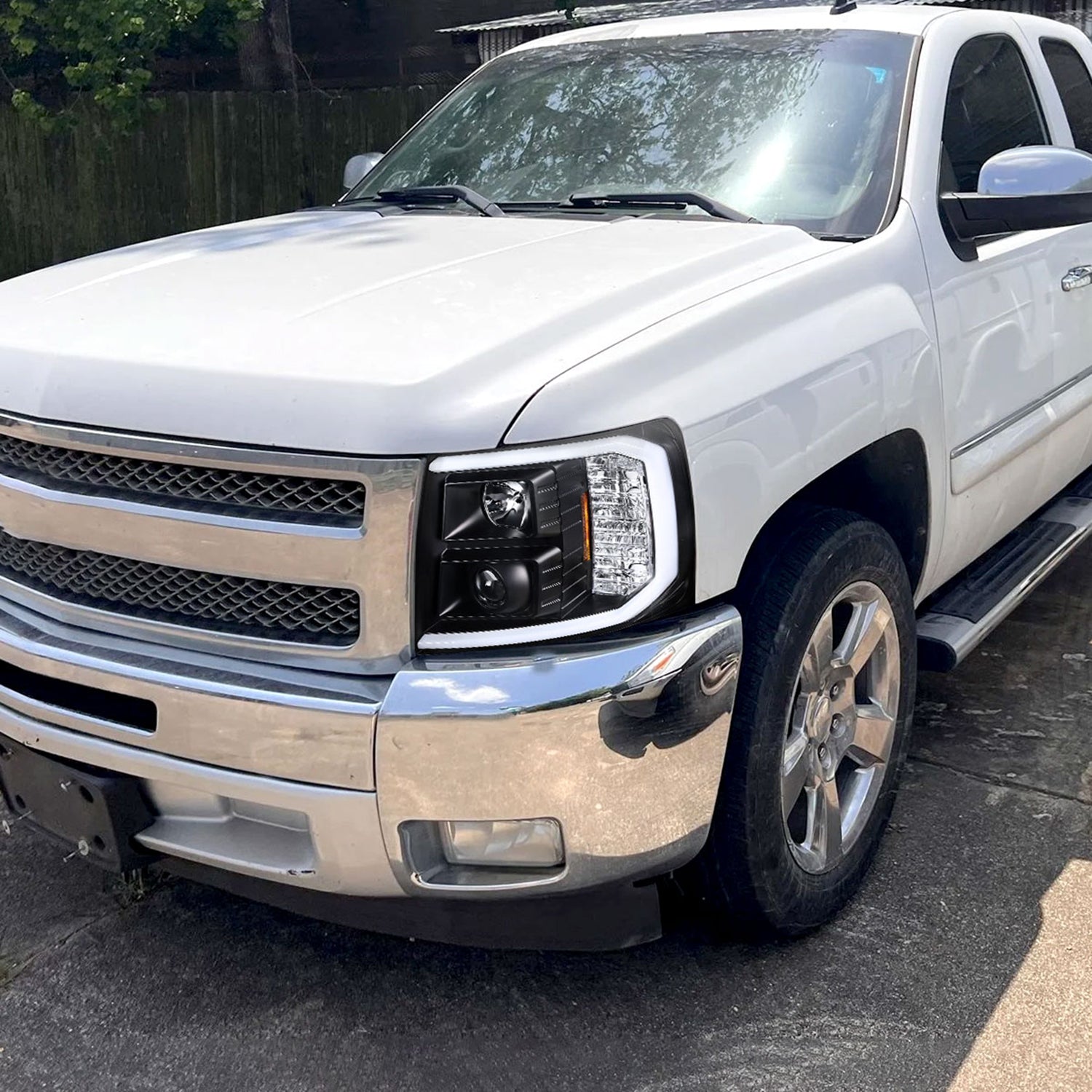 2007-2014 Chevy Silverado 1500/2500/3500HD LED CBar Projector Headlights Black