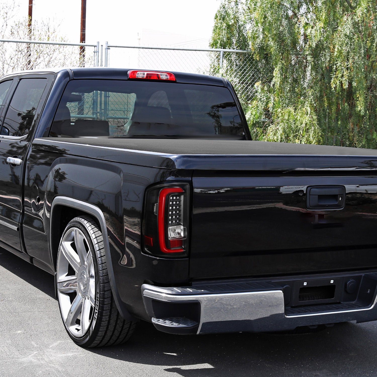 2014-2018 GMC Sierra 1500/2500HD/3500HD Red Bar LED Tail Lights Black/Clear