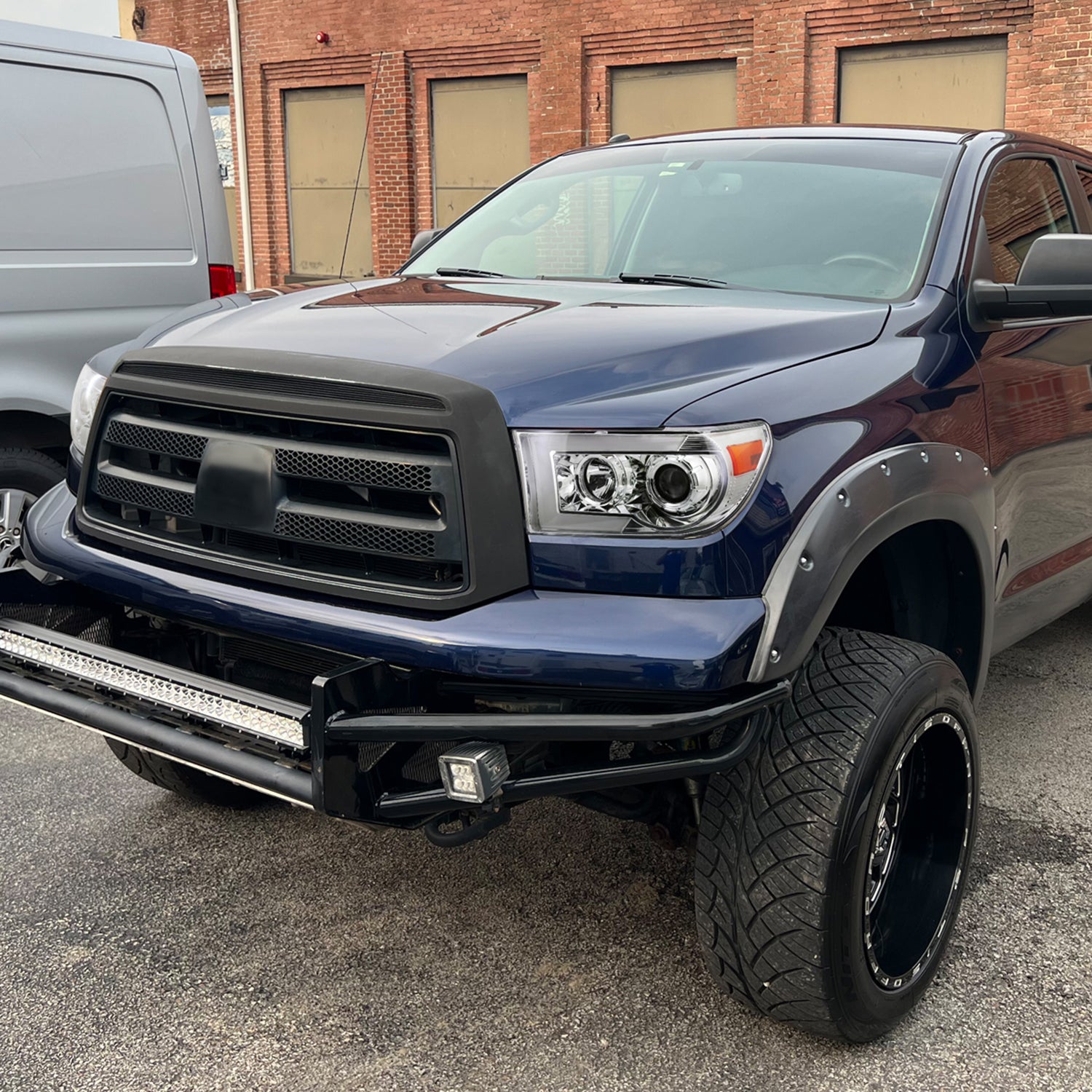 2007-2013 Toyota Tundra/ 08-2017 Sequoia LED CBar Projector Headlights Chrome
