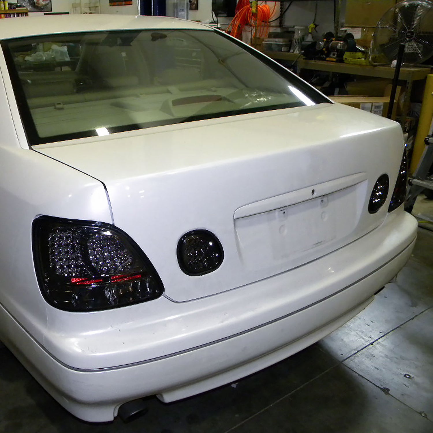 1998-2005 Lexus GS300/GS400/GS430 LED Tail & Trunk Lights Chrome/Red Smoke