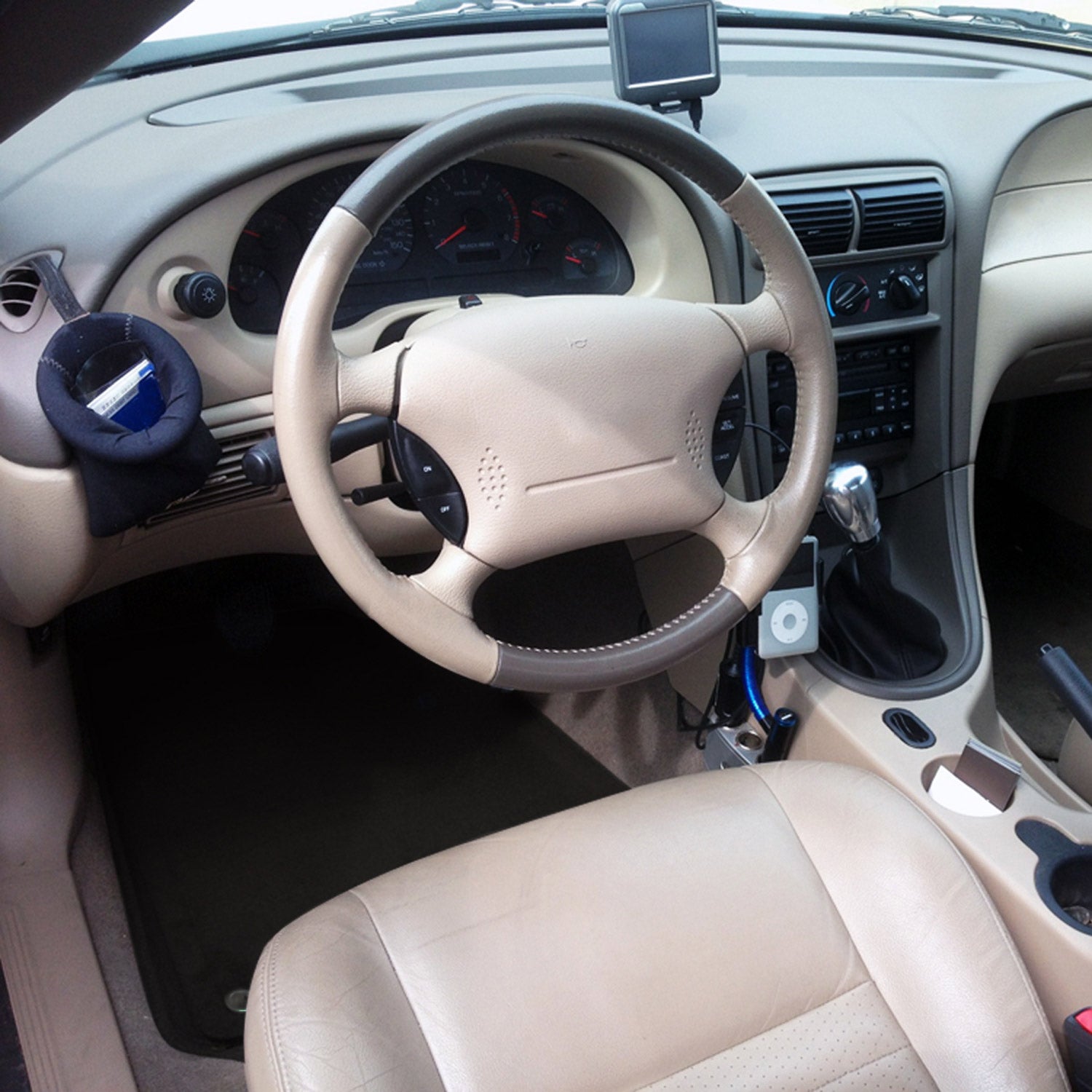 1994-2004 Ford Mustang Black Carpet Floor Mats Liner 4Pcs