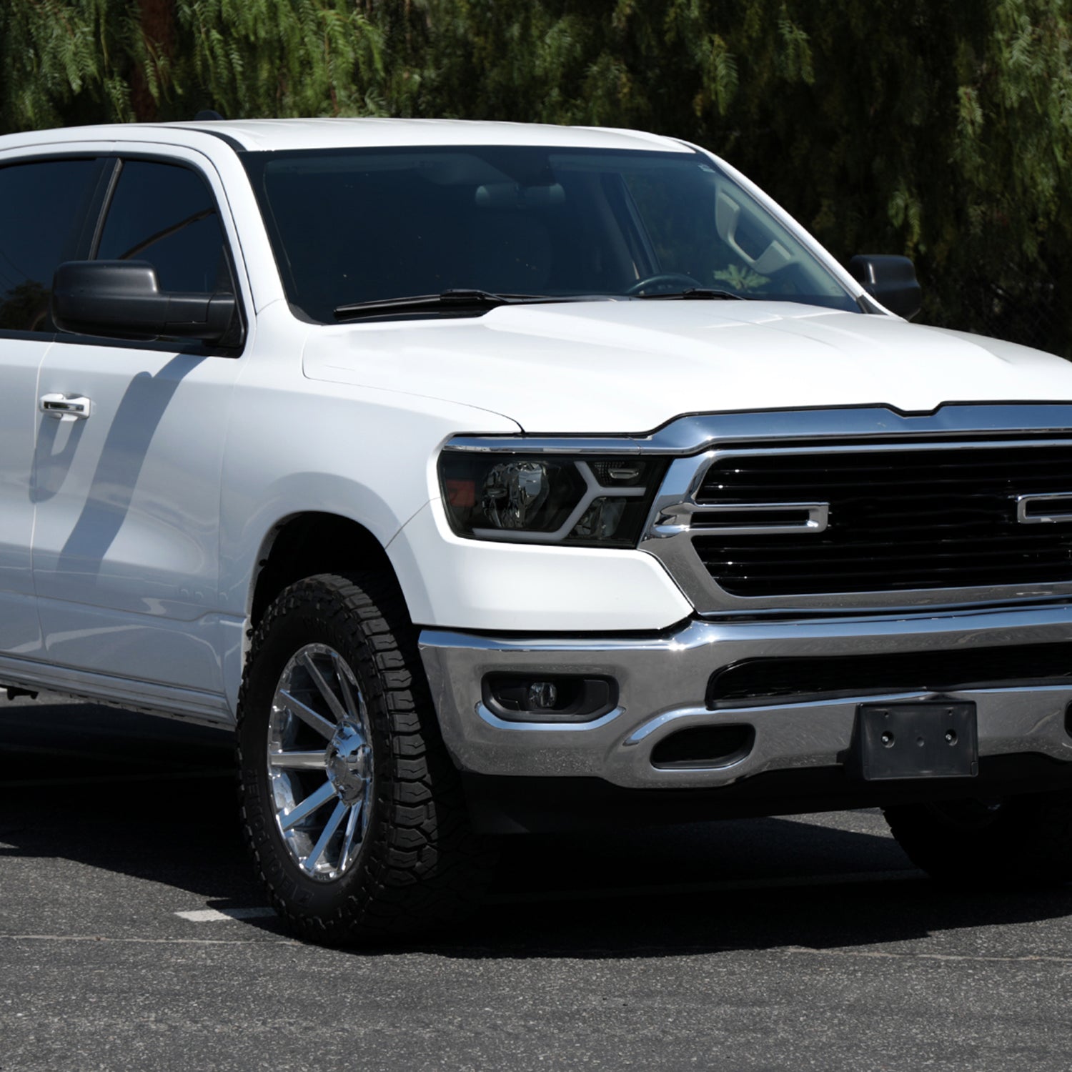 2019-2024 Dodge RAM 1500 Animated LED Bar Factory Headlights Matt Black/Smoke