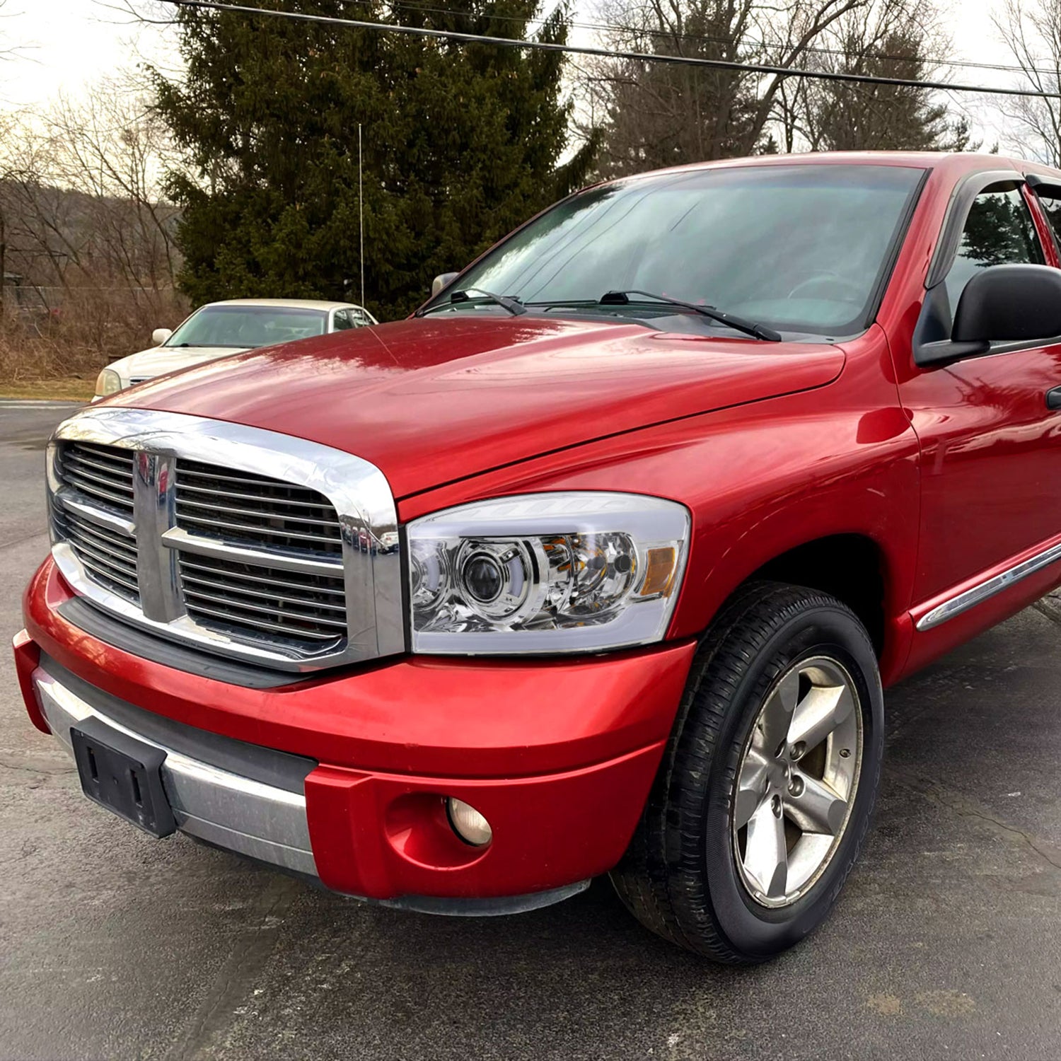 2006-2008 Dodge RAM 1500/ 06-2009 Dodge RAM 2500/3500 LED Tube Headlights Chrome