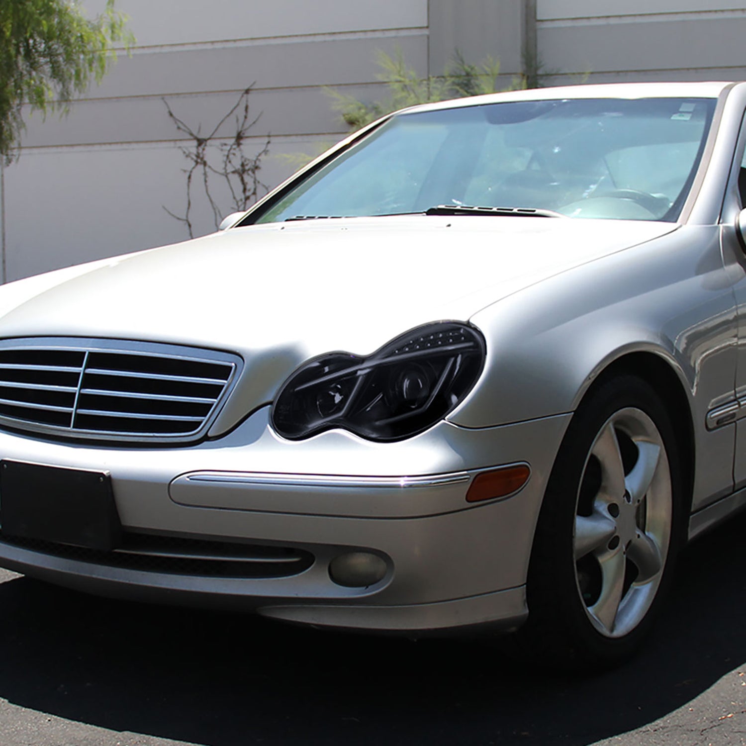 2001-2007 Mercedes W203 C Class Sedan LED Bar Headlights LED Signal Black