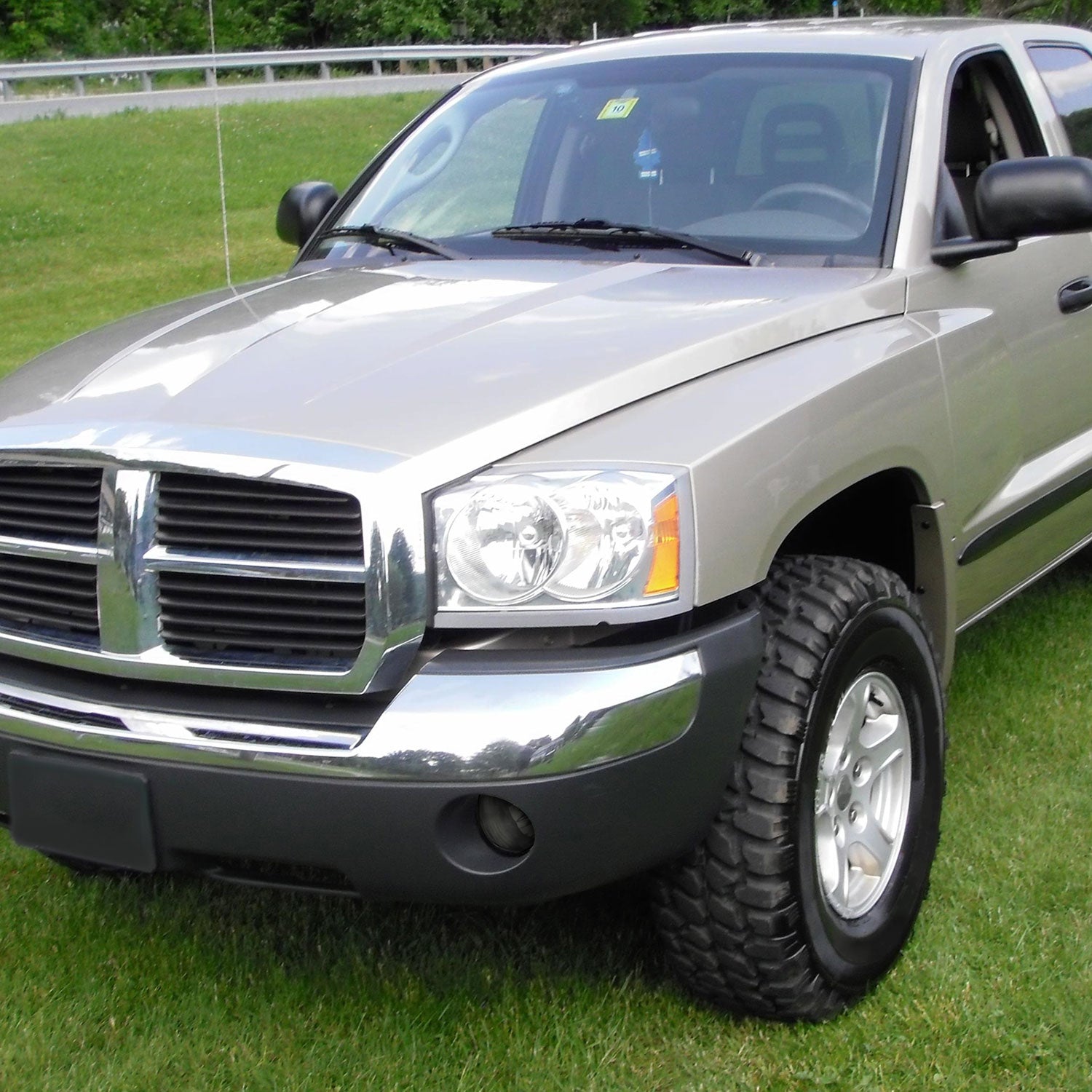 2005-2009 Dodge Dakota Jeep Grand Cherokee H8 Fog Lights Kit Chrome/Smoke Lens