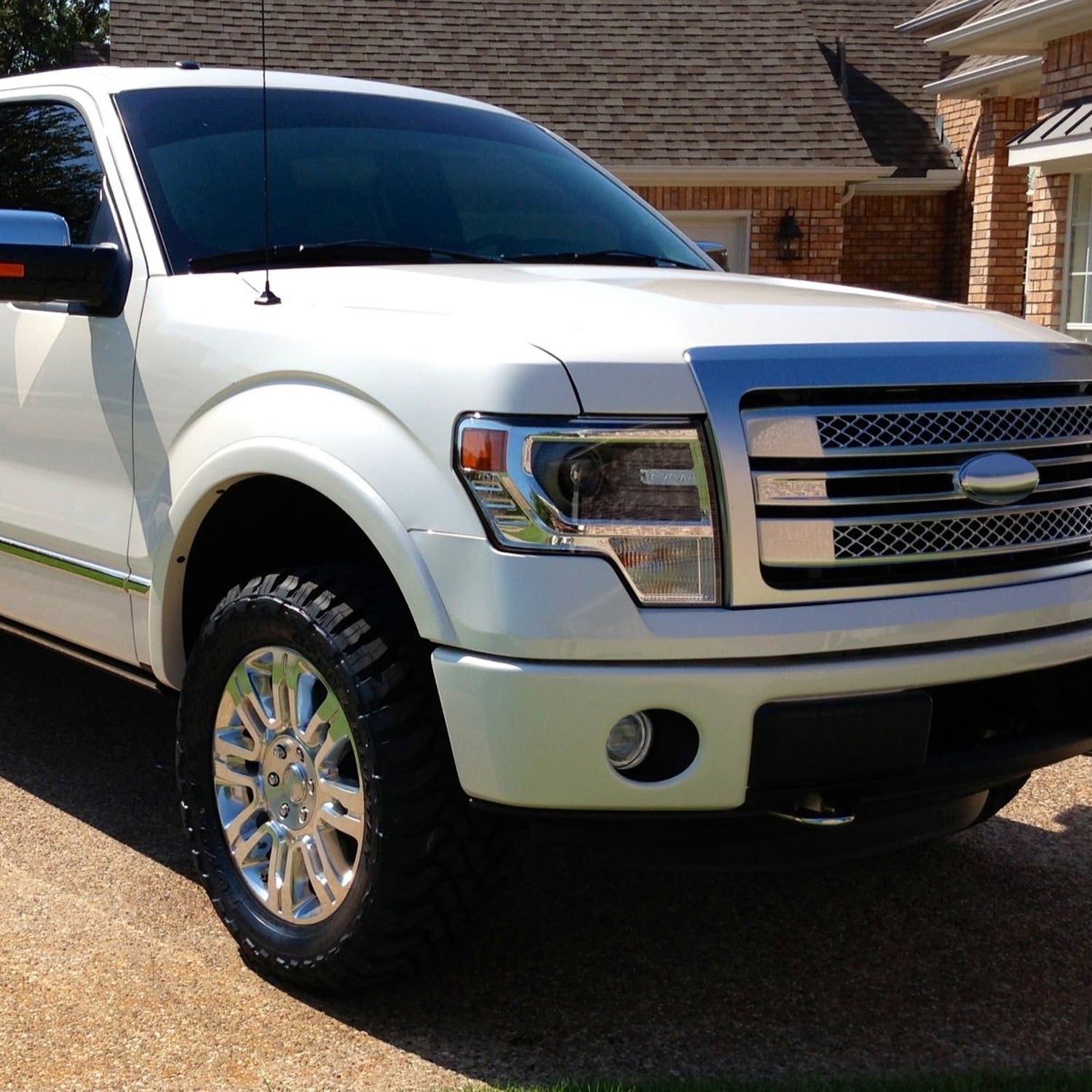 Universal 12V/55W H7 Projector Fog Lights Kit w/ RGB LED Halo Rim Chrome/Clear