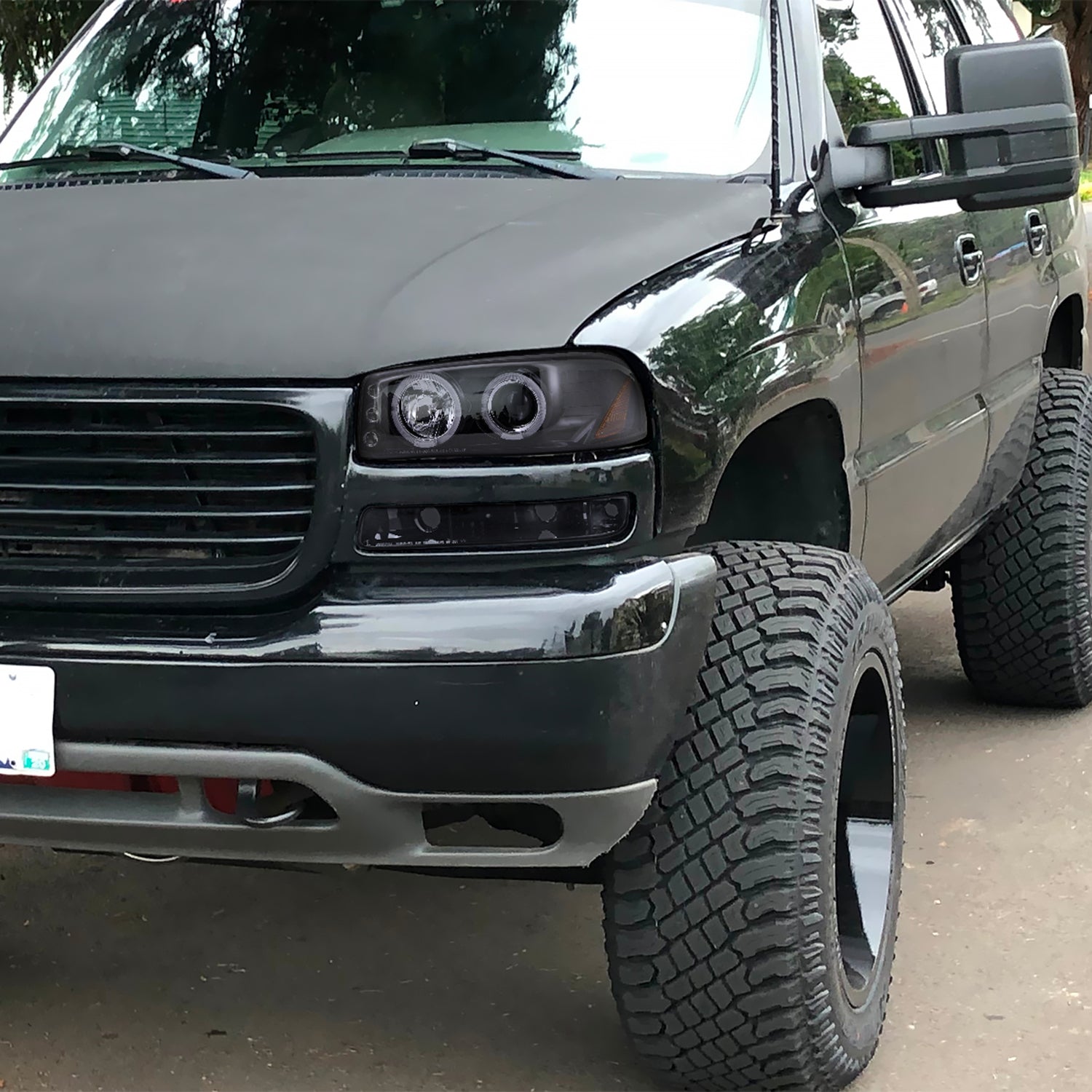 1999-2006 GMC Sierra/00-2006 Yukon/Yukon XL Dual Halo Projector Headlights Black