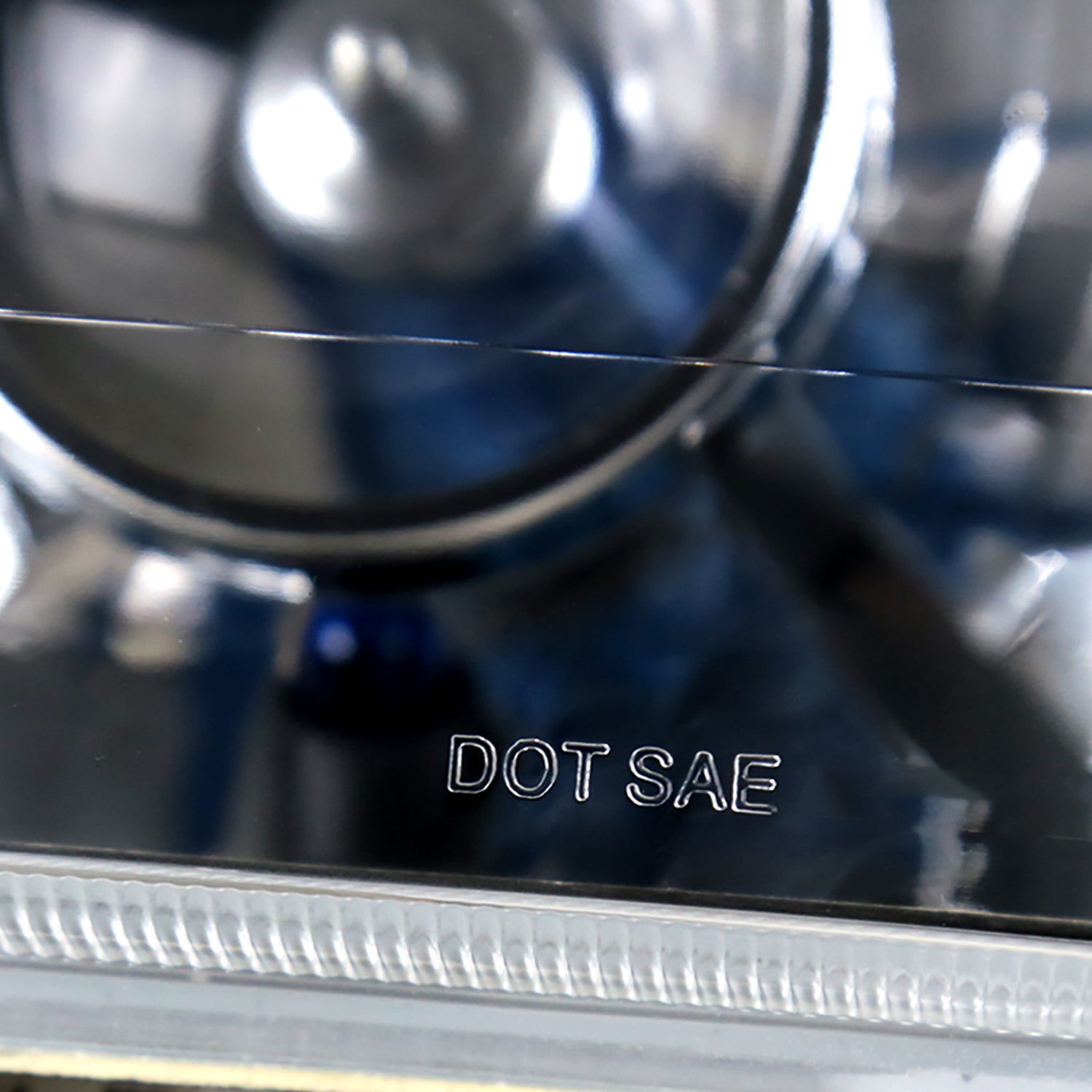 Universal 7"x6" H4 Projector Headlights Chrome Housing/Clear Lens