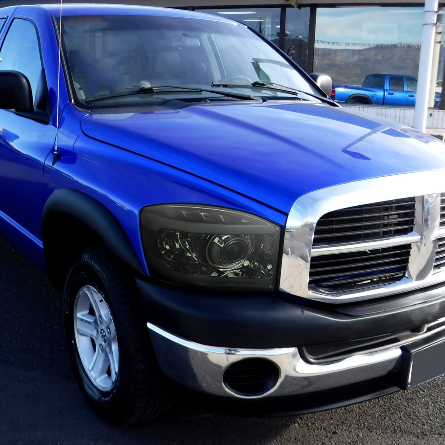 2006-2008 Dodge RAM 1500/ 06-2009 Dodge RAM 2500/3500 LED Tube Headlights Smoke