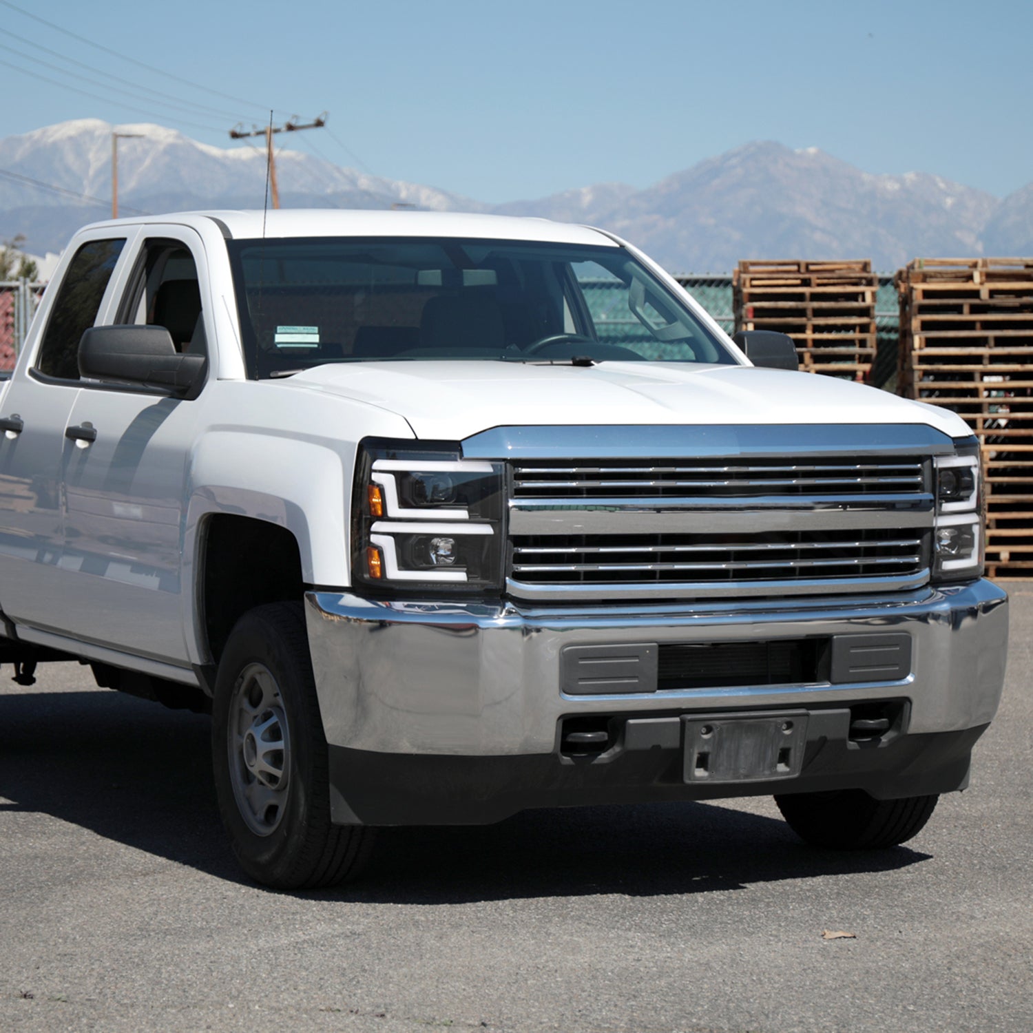 2015-2019 Chevy Silverado 2500HD/3500HD LED Projector Headlights Matte Black