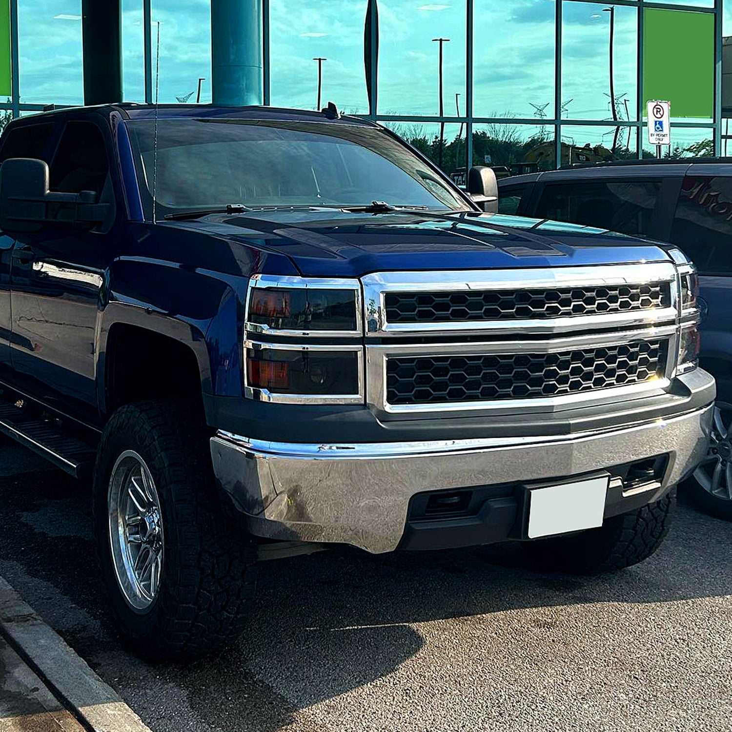 2014-2015 Chevy Silverado 1500 LED Bar Projector Headlights Smoke/Chrome Trim