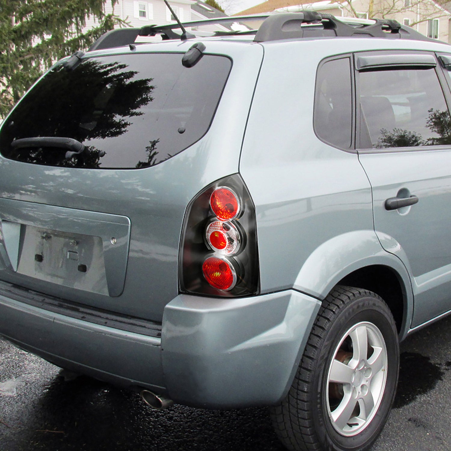 2004-2009 Hyundai Tucson Tail Lights Matte Black Housing/Clear Lens