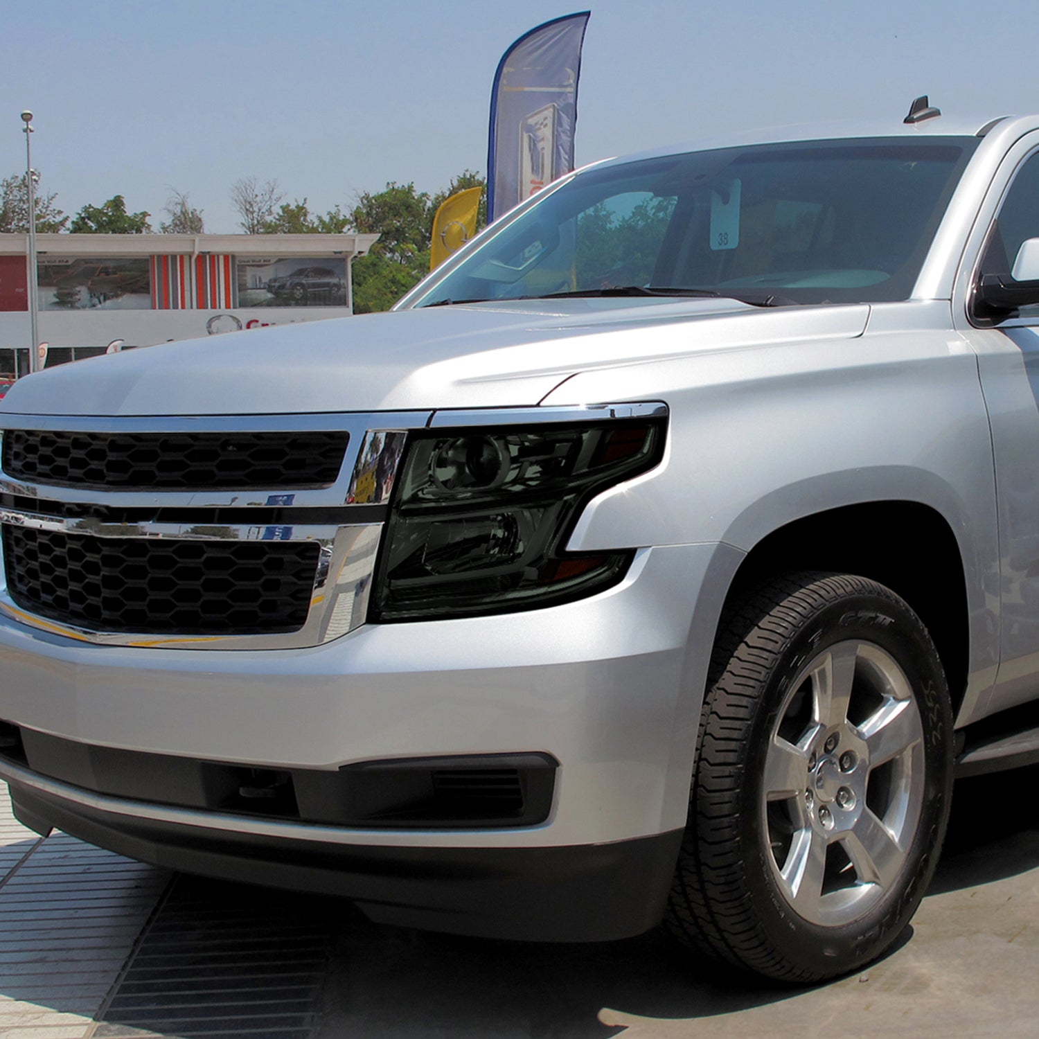 2015-2020 Chevy Tahoe Suburban/ 16-202019 Suburban 3500HD Headlights LED Smoke