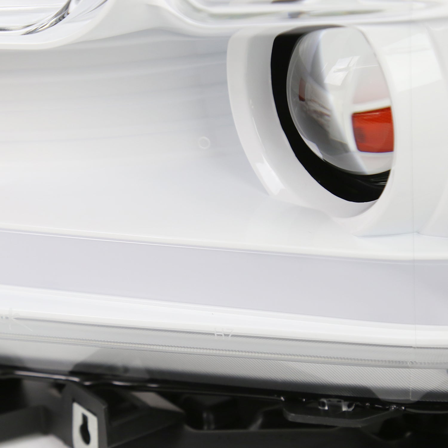 2015-2017 Ford F-150 LED Bar Projector Headlights Signal White Housing / Clear