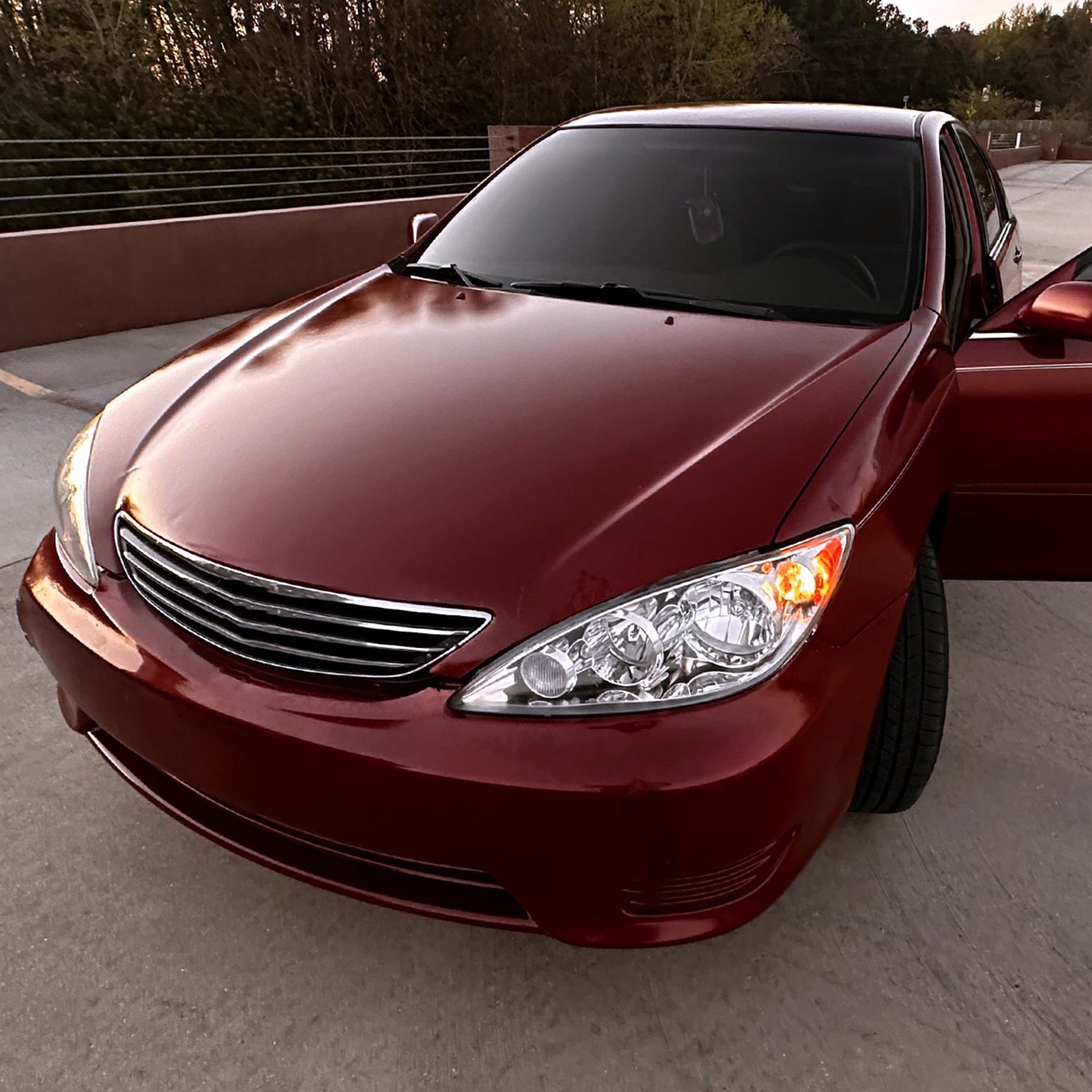 2005-2006 Toyota Camry Factory Crystal Headlights Amber Reflector Chrome/Clear