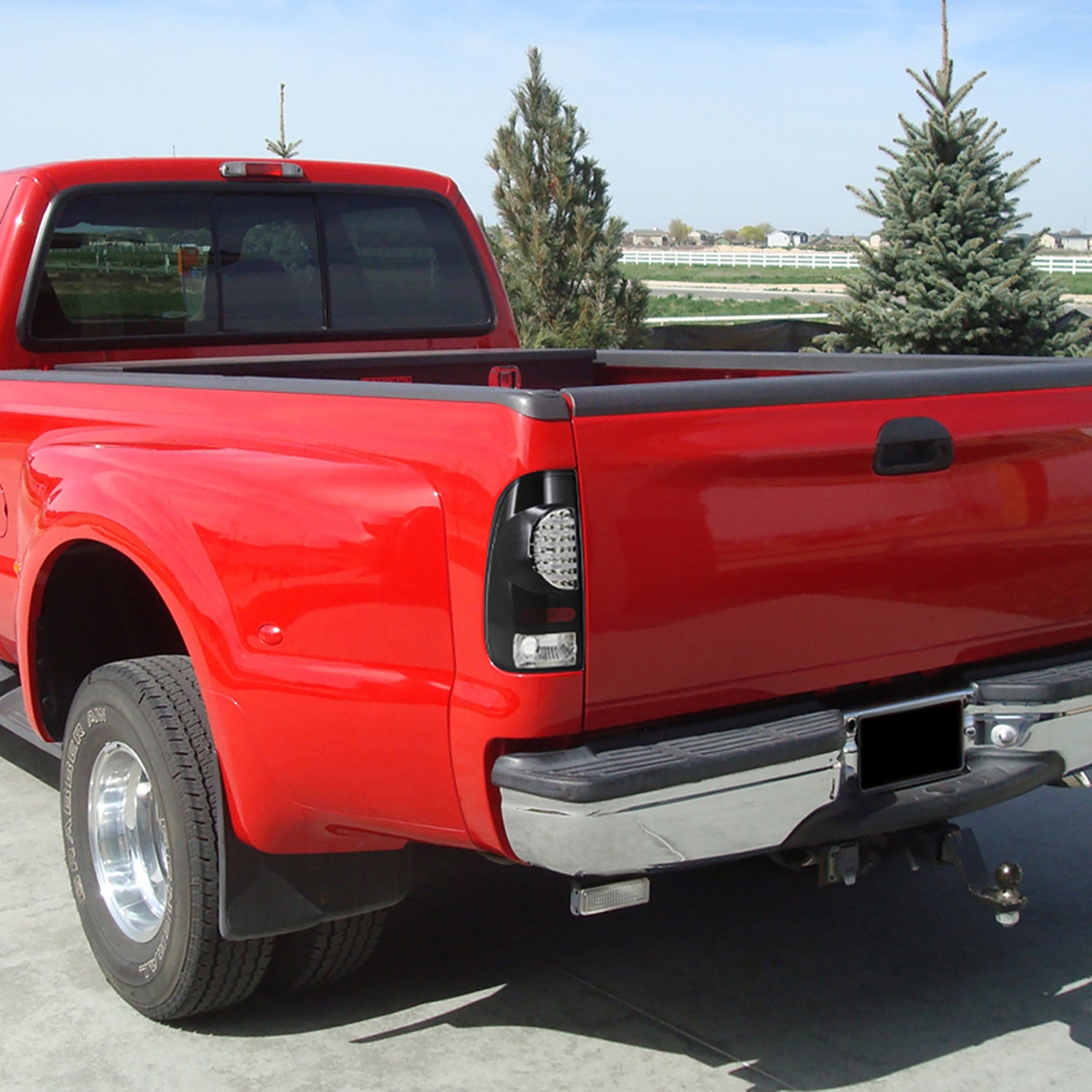 1997-2007 Ford F-150/F-250/350/450/550 V2 LED Tail Lights Matt Black/Smoke