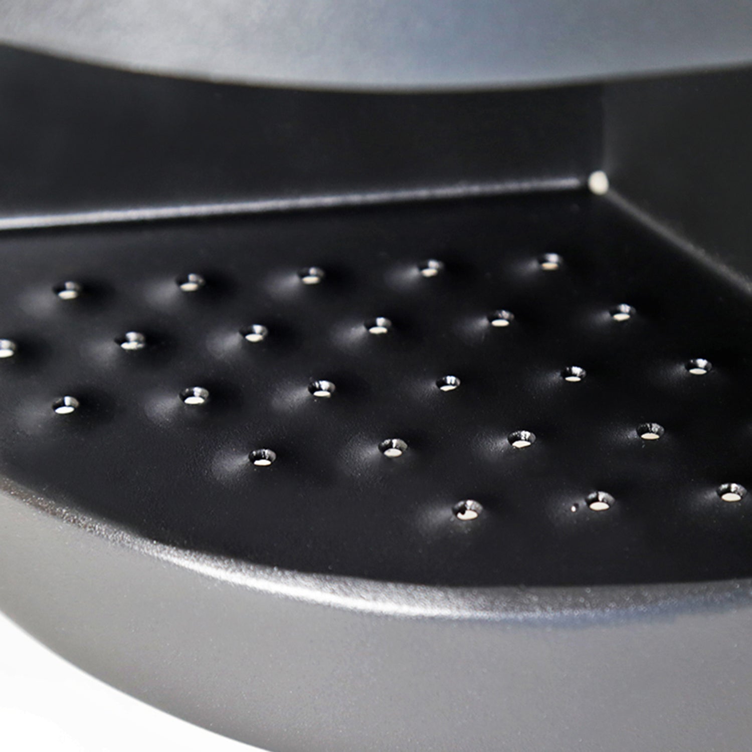 2017-2021 Ford F-250/F-350 Black Heavy Duty Steel Rear Step Bumper