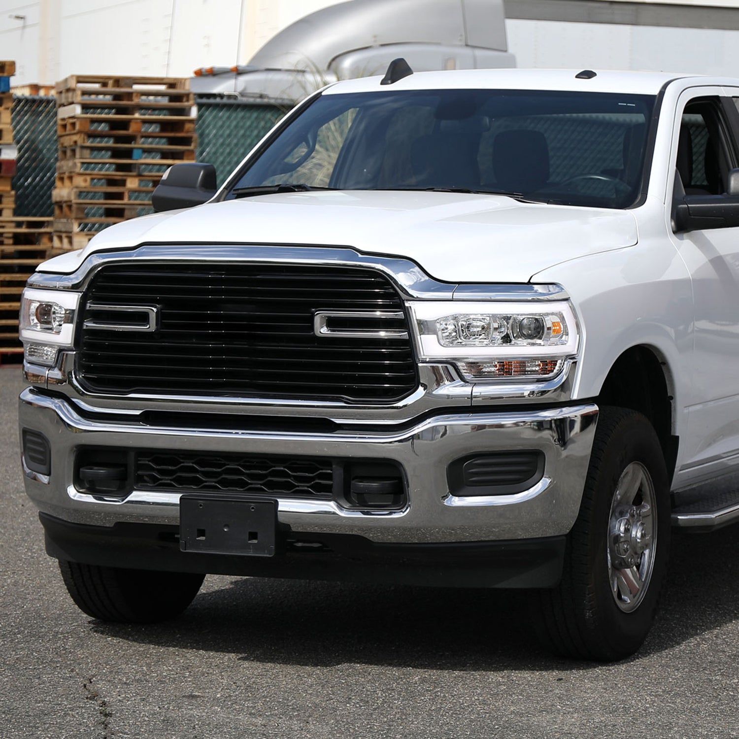 2019-2024 Dodge RAM 2500/3500/4500/5500 LED Tube Projector Headlights Chrome