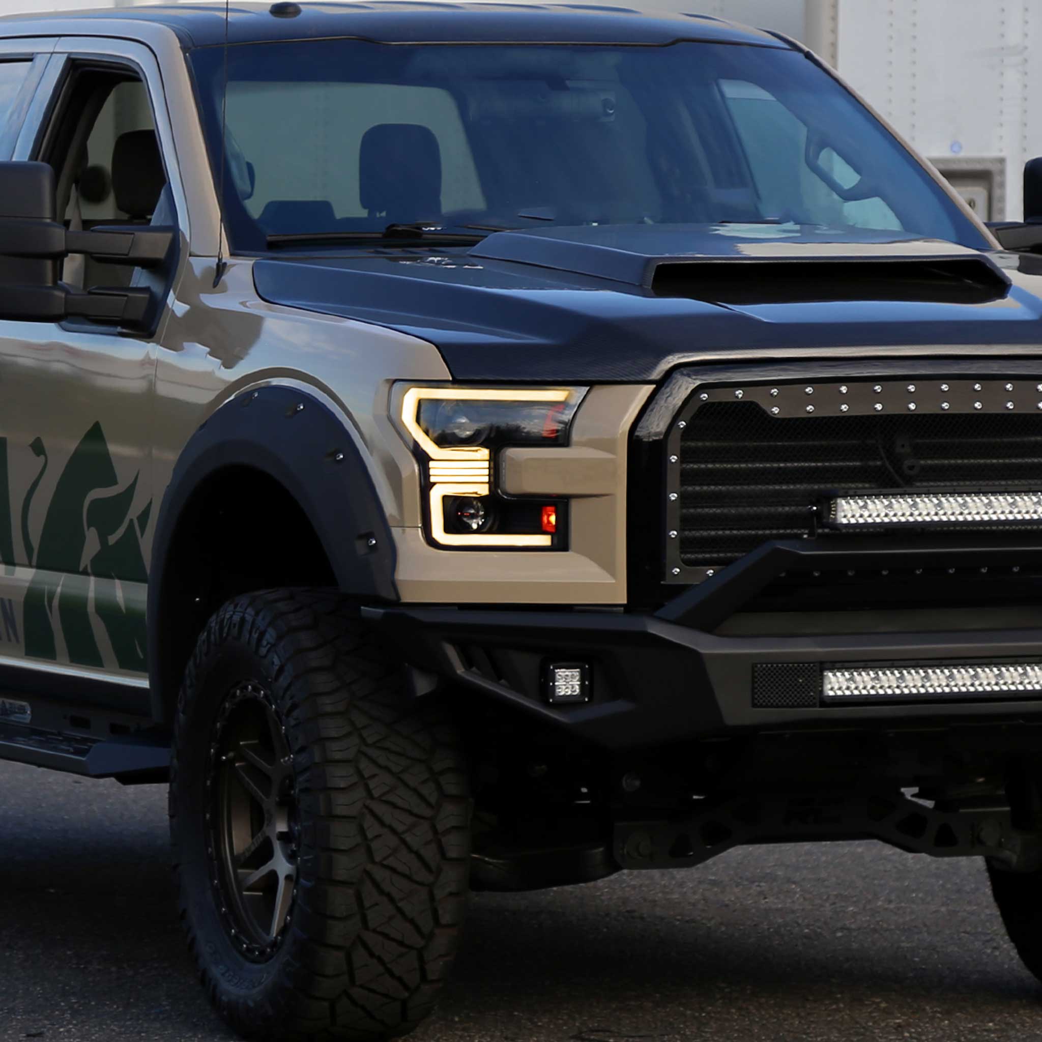 For Ford F-150 2015-2017 LED Bar Headlights Turn Signals Amber LED Pulsing Glow Black Housing Clear Lens