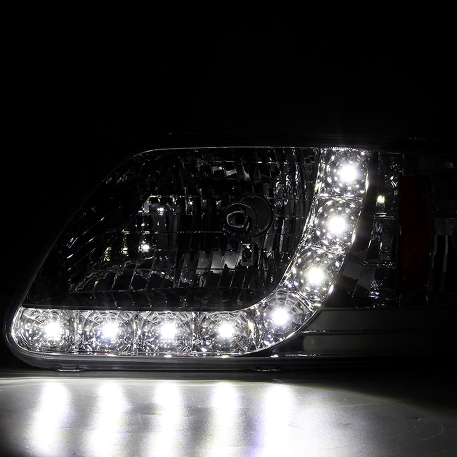 1997-2004 Ford F-150/Expedition Factory Crystal Headlights LED Light Chrome