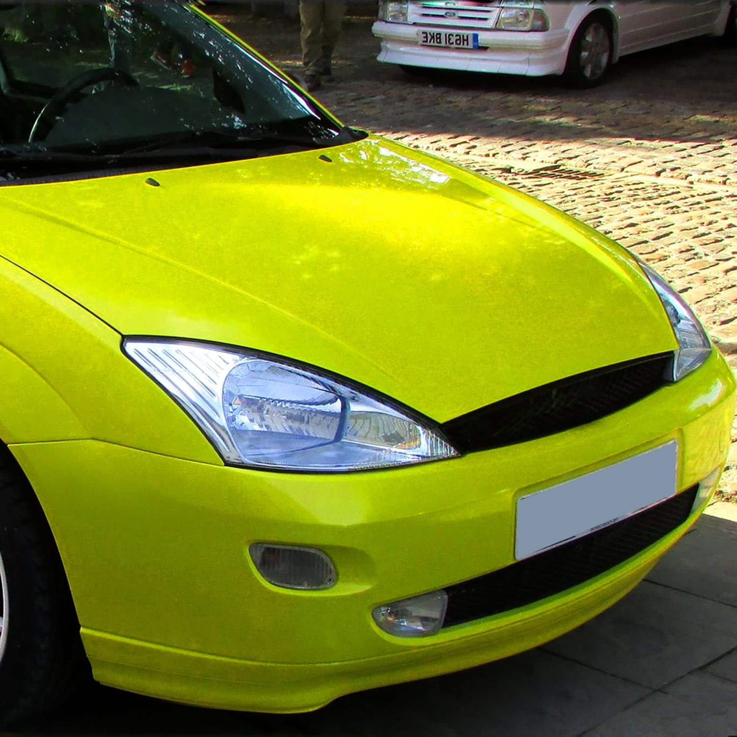 2000-2004 Ford Focus Factory Style Crystal Headlights Chrome/Clear Lens