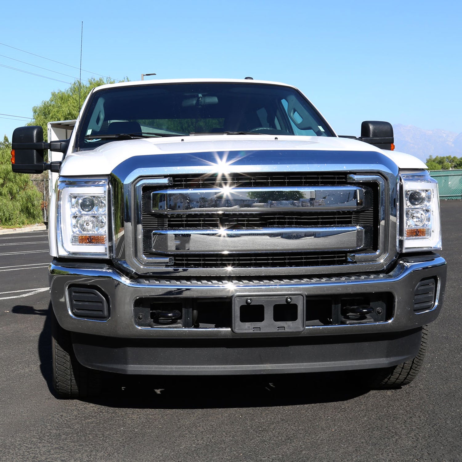 2011-2016 F-250/F-350/F-450/F-550 LED C-Bar Projector Headlights Chrome/Clear