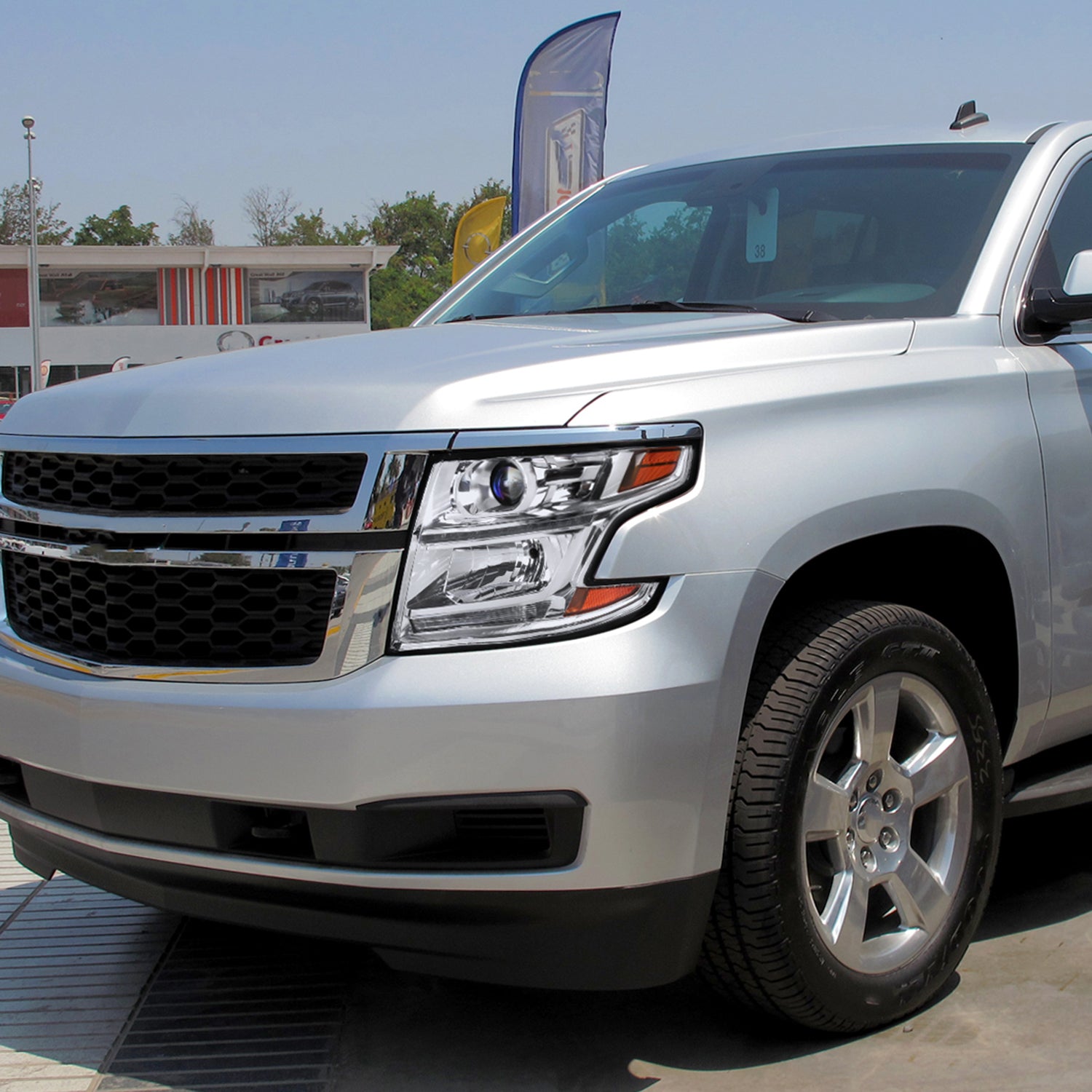 2015-2020 Chevy Tahoe Suburban/ 16-202019 Suburban 3500HD Headlights LED Light