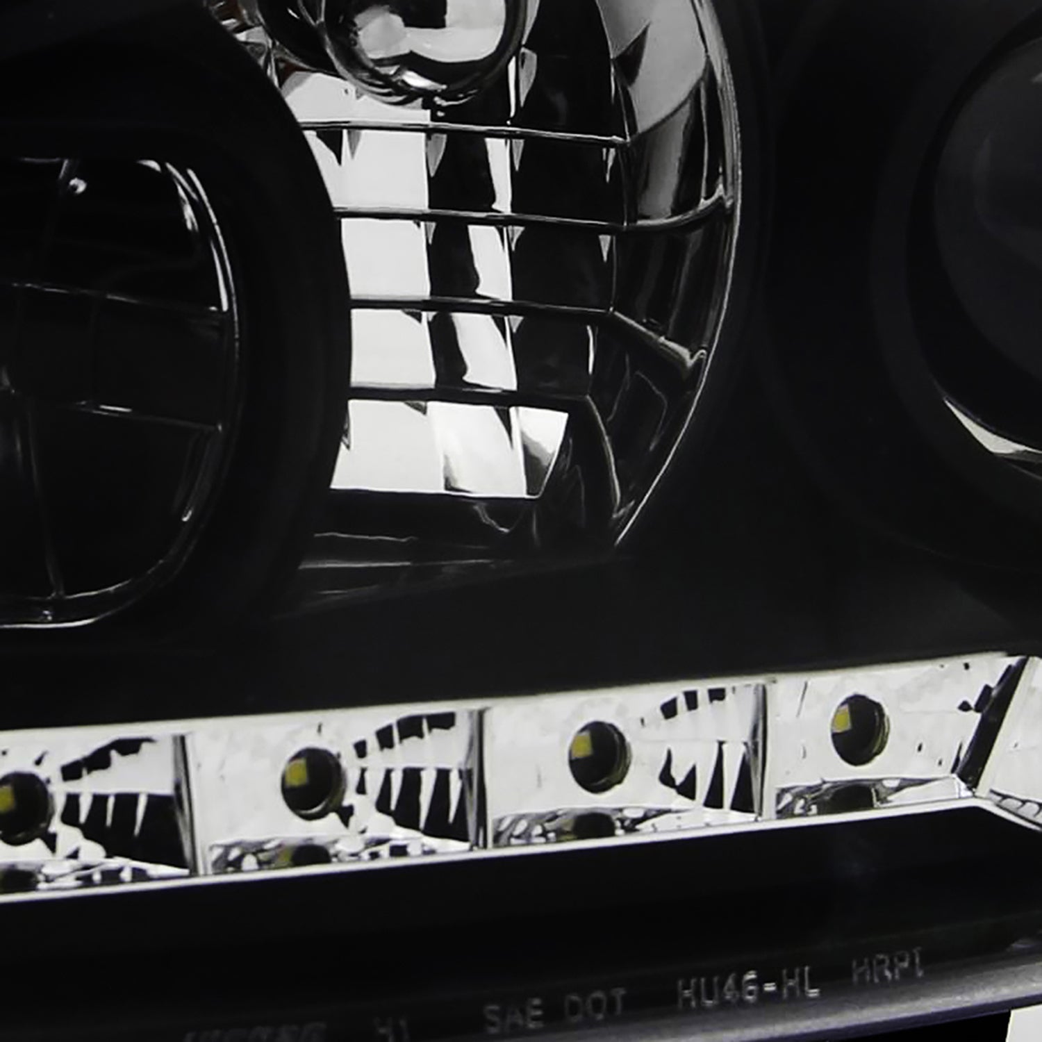 1999-2006 VW Golf Mk4 GTI/R32 Cabrio Projector Headlights R8 LED Light Black