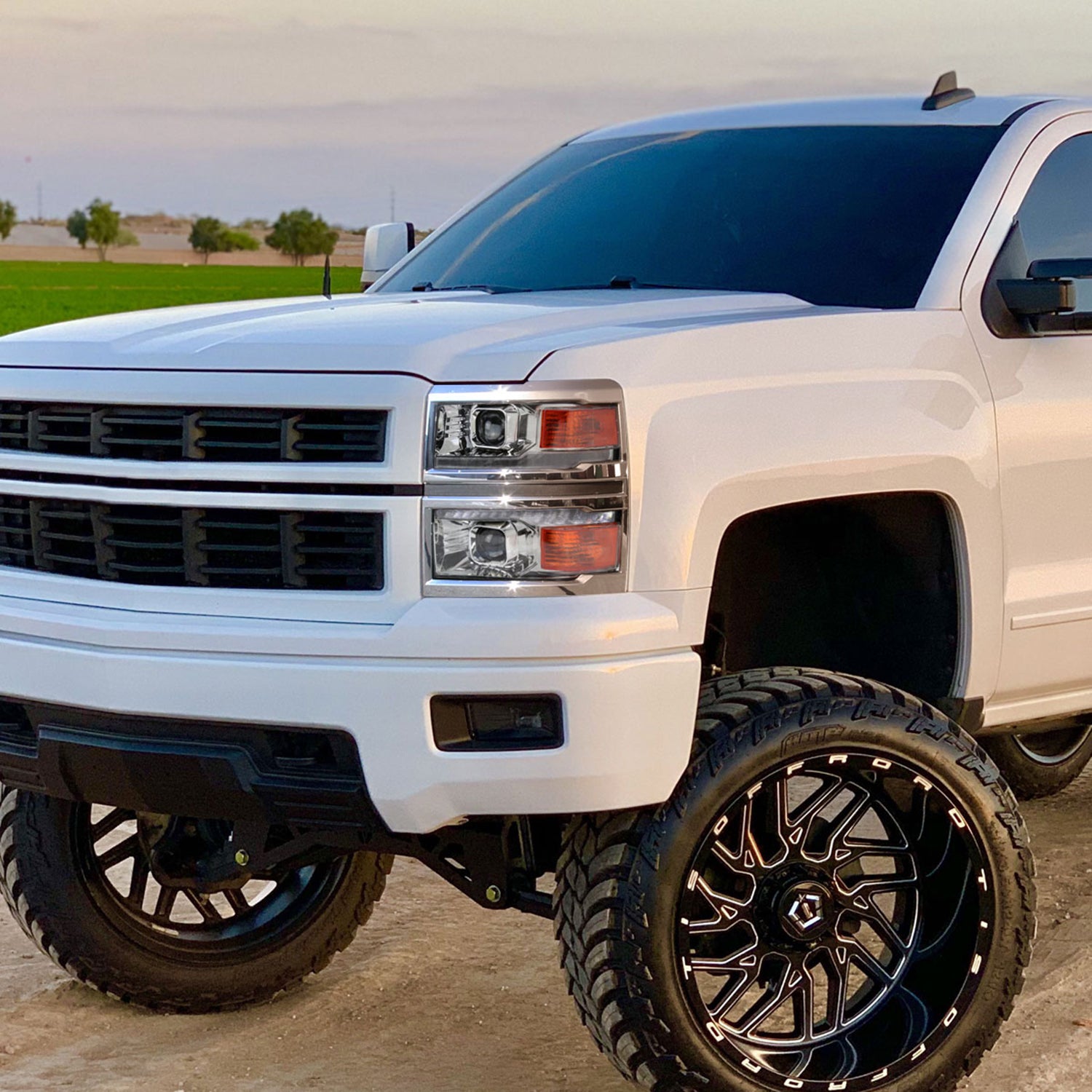 2014-2015 Chevy Silverado 1500 Sequential LED Bar Projector Headlights Chrome