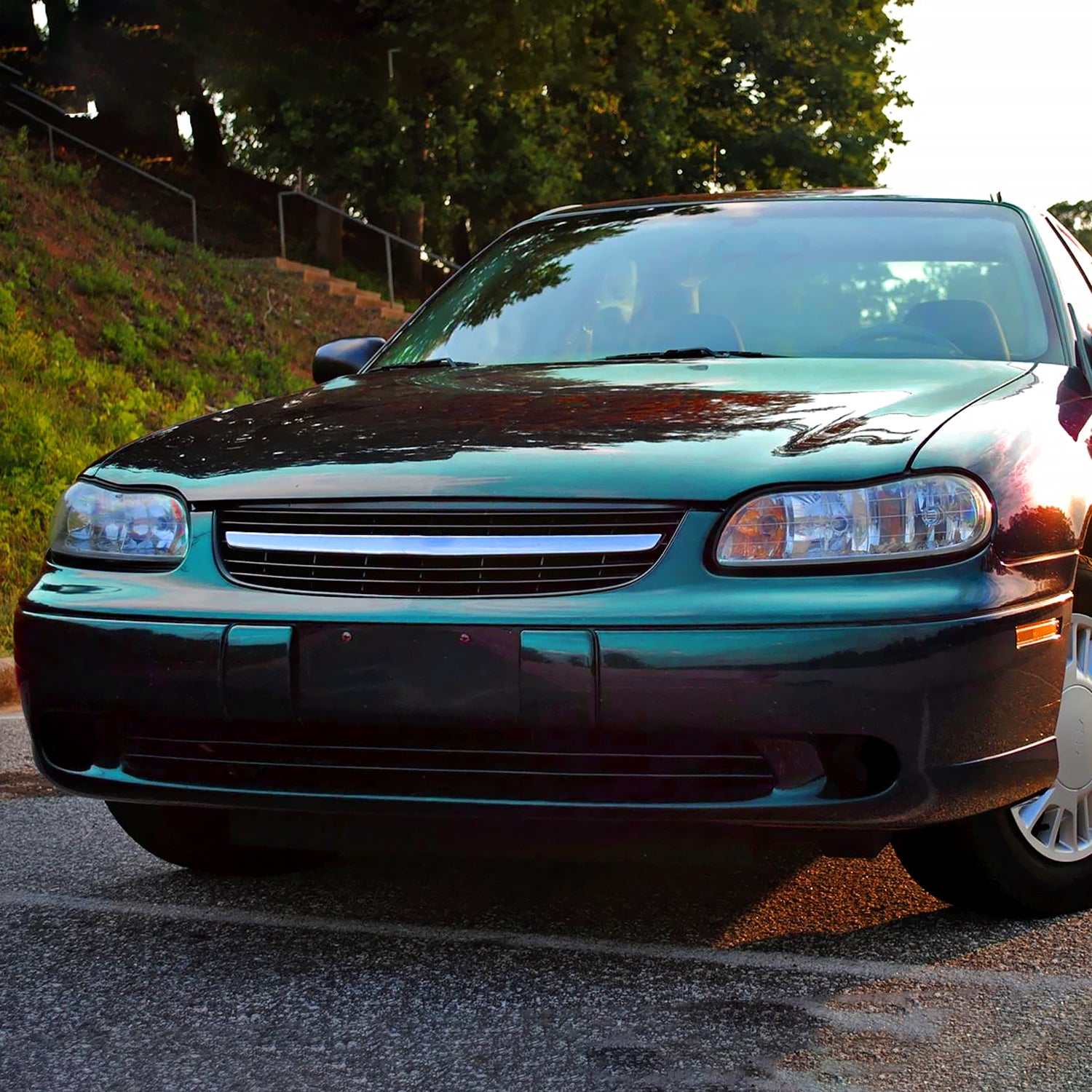 1997-1999 Oldsmobile Cutlass /Chevy Malibu /Classic Factory Headlights Chrome